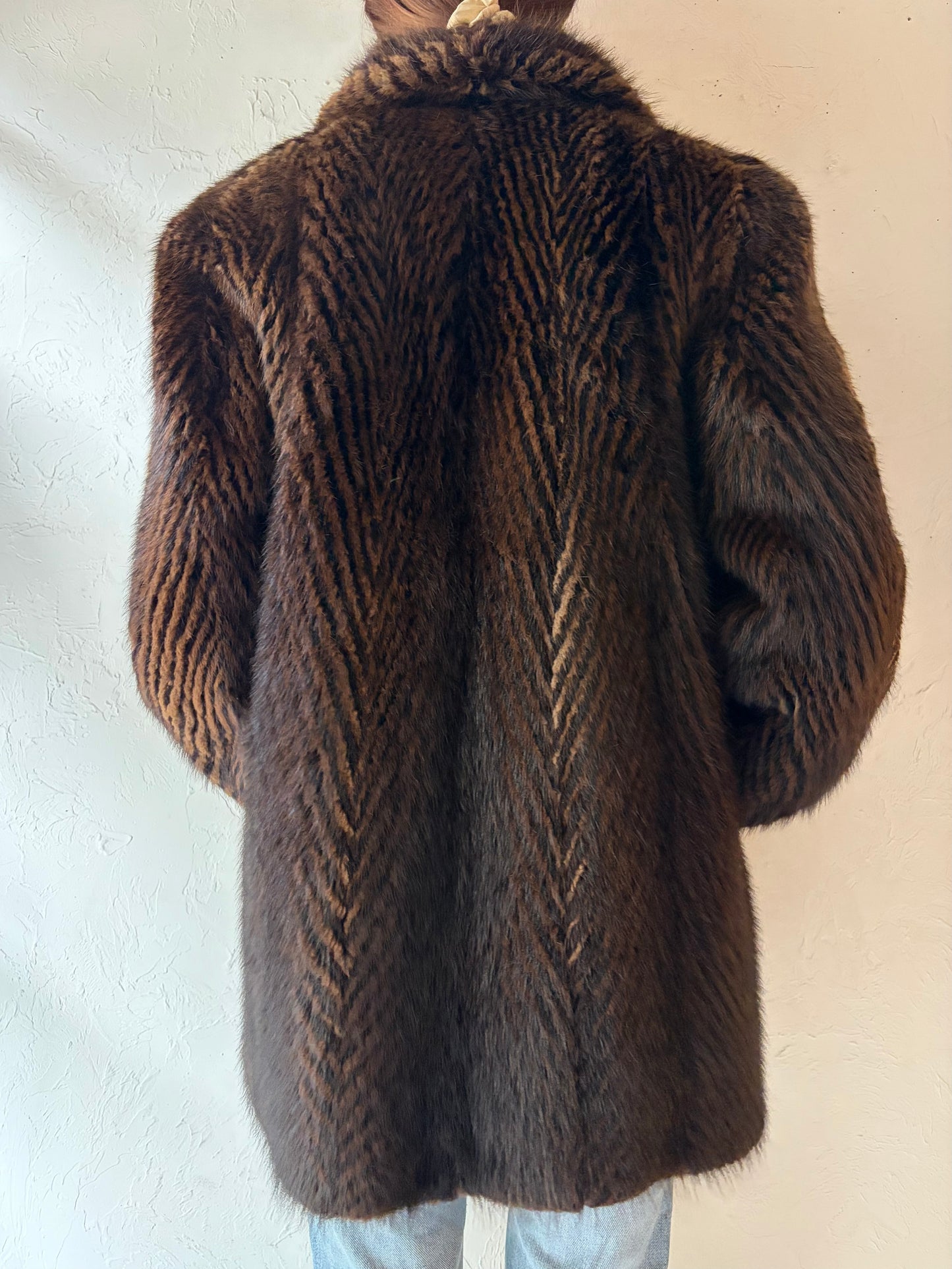 80s 'Black's Furs' Chevron Fur Coat / Medium