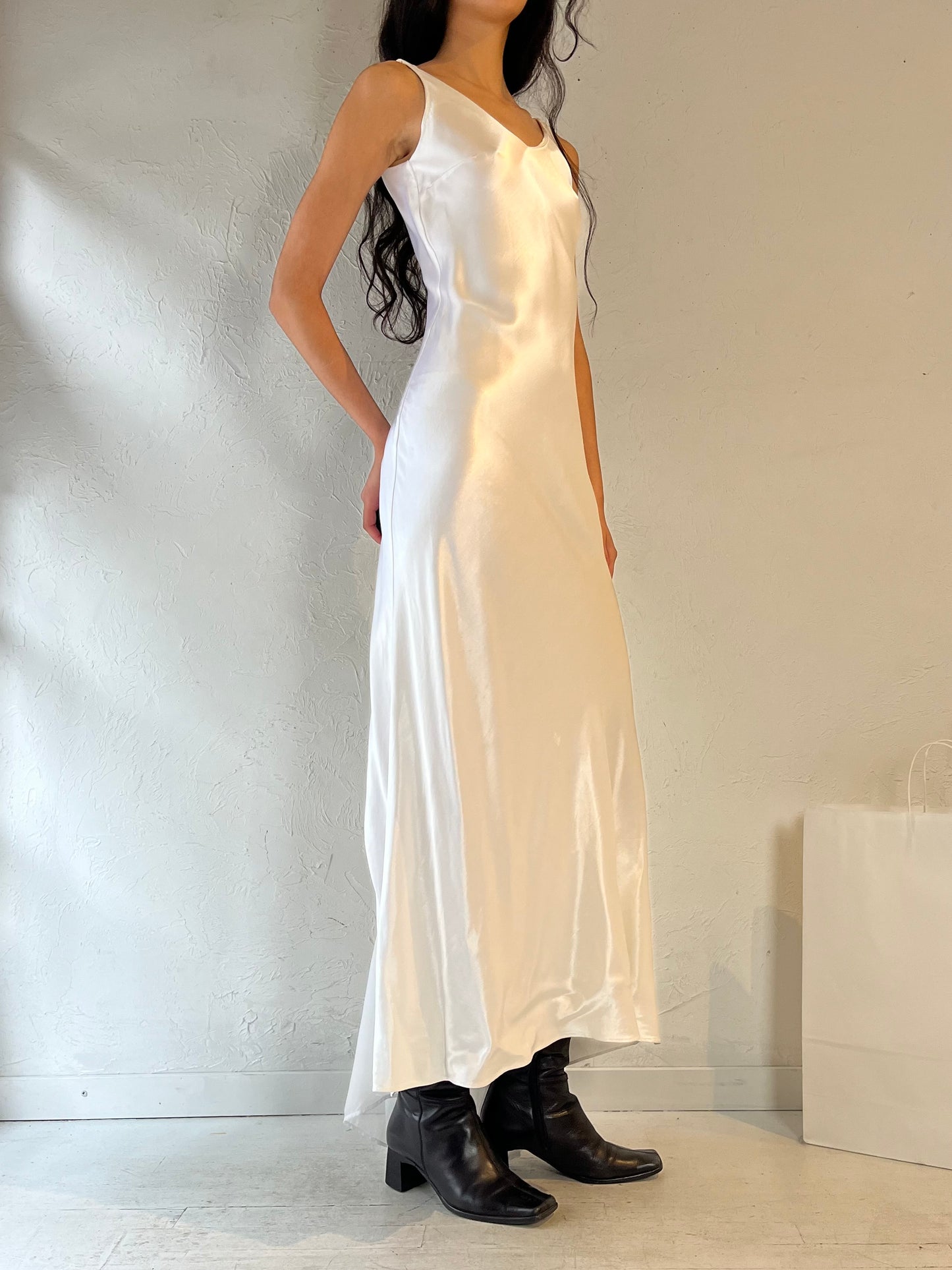 90s ‘Scarlet’ White Maxi Dress / Small