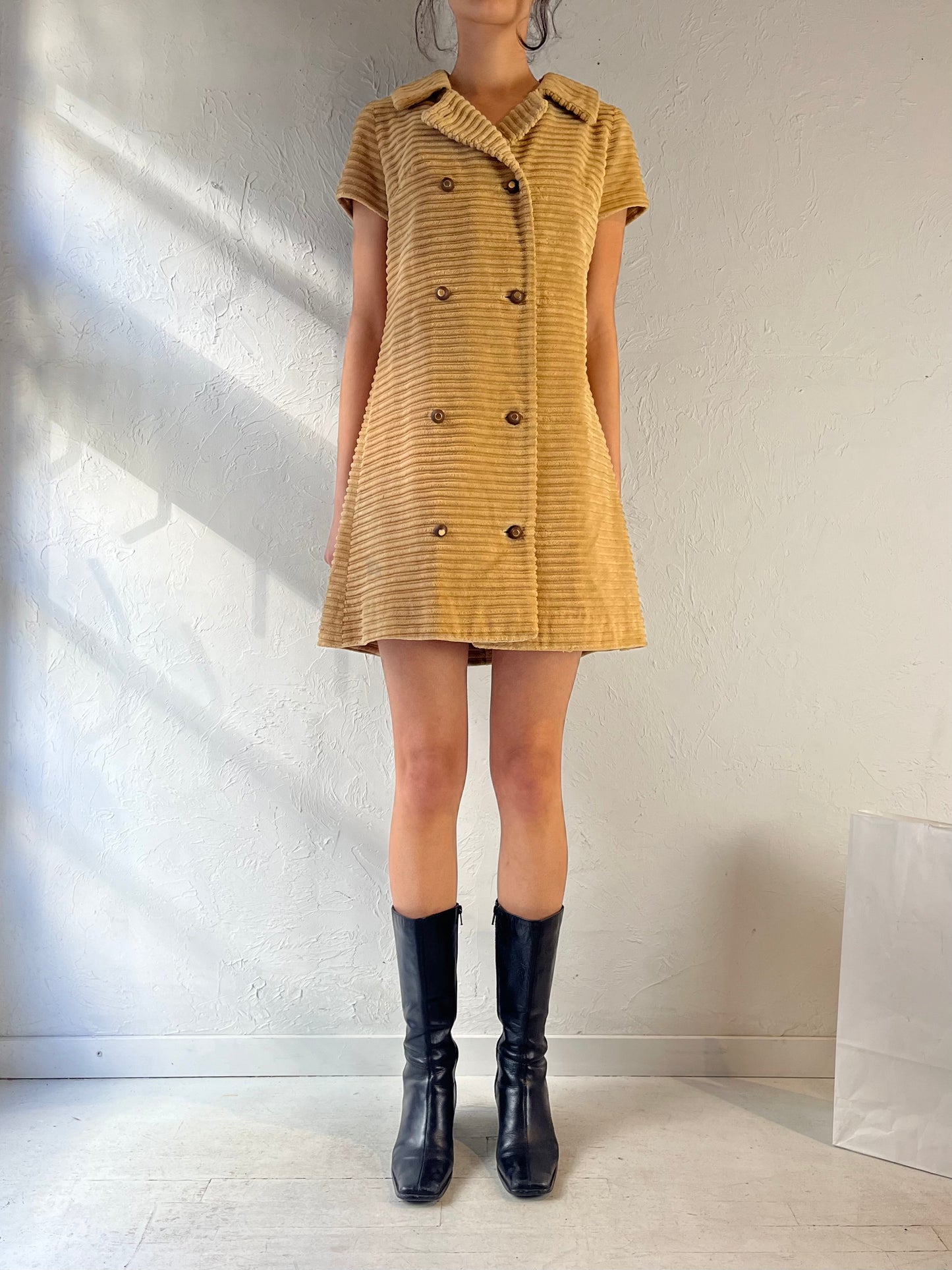 70s ‘Sue Brett’ Beige Corduroy Dress / Small