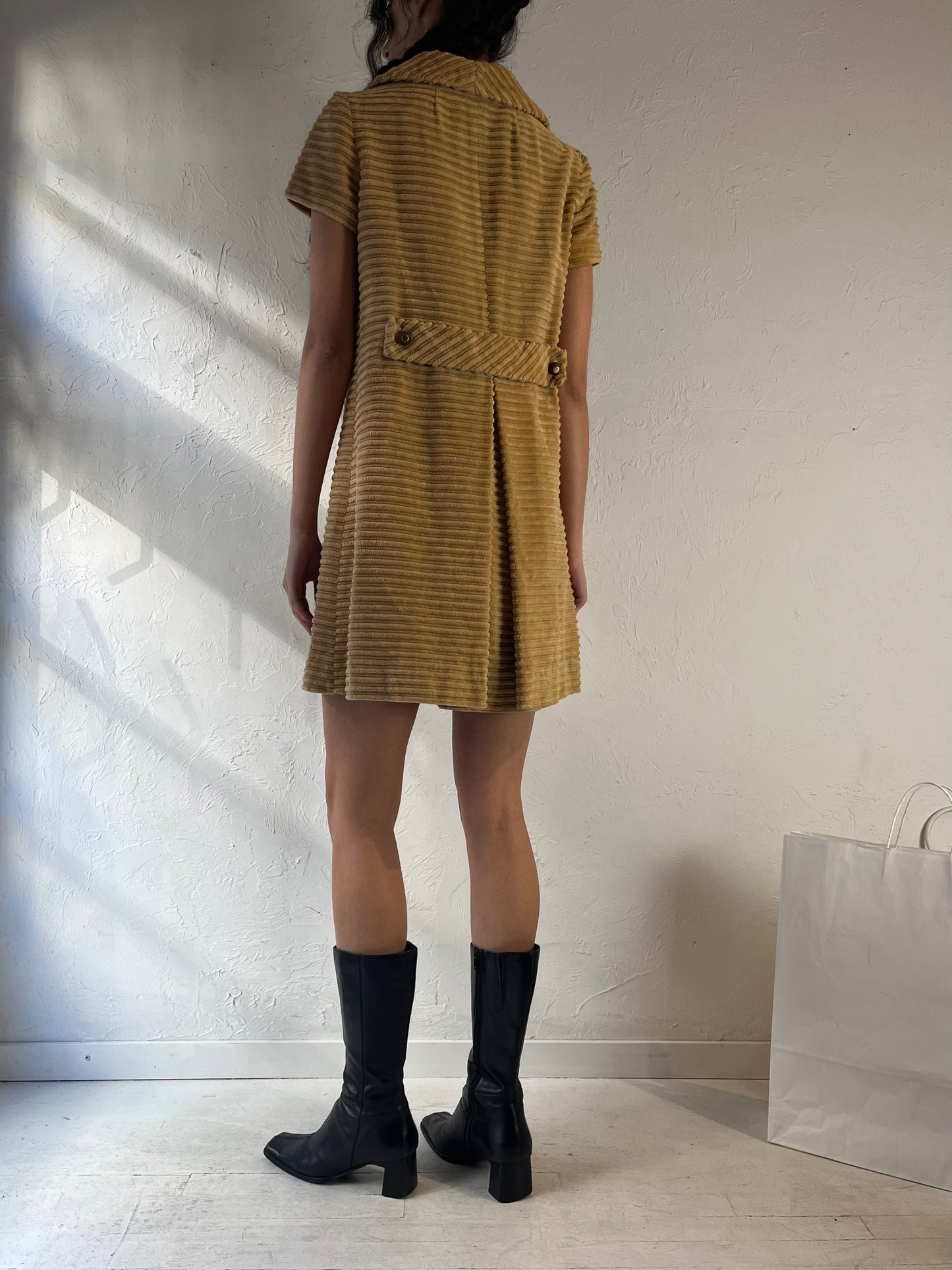 70s ‘Sue Brett’ Beige Corduroy Dress / Small