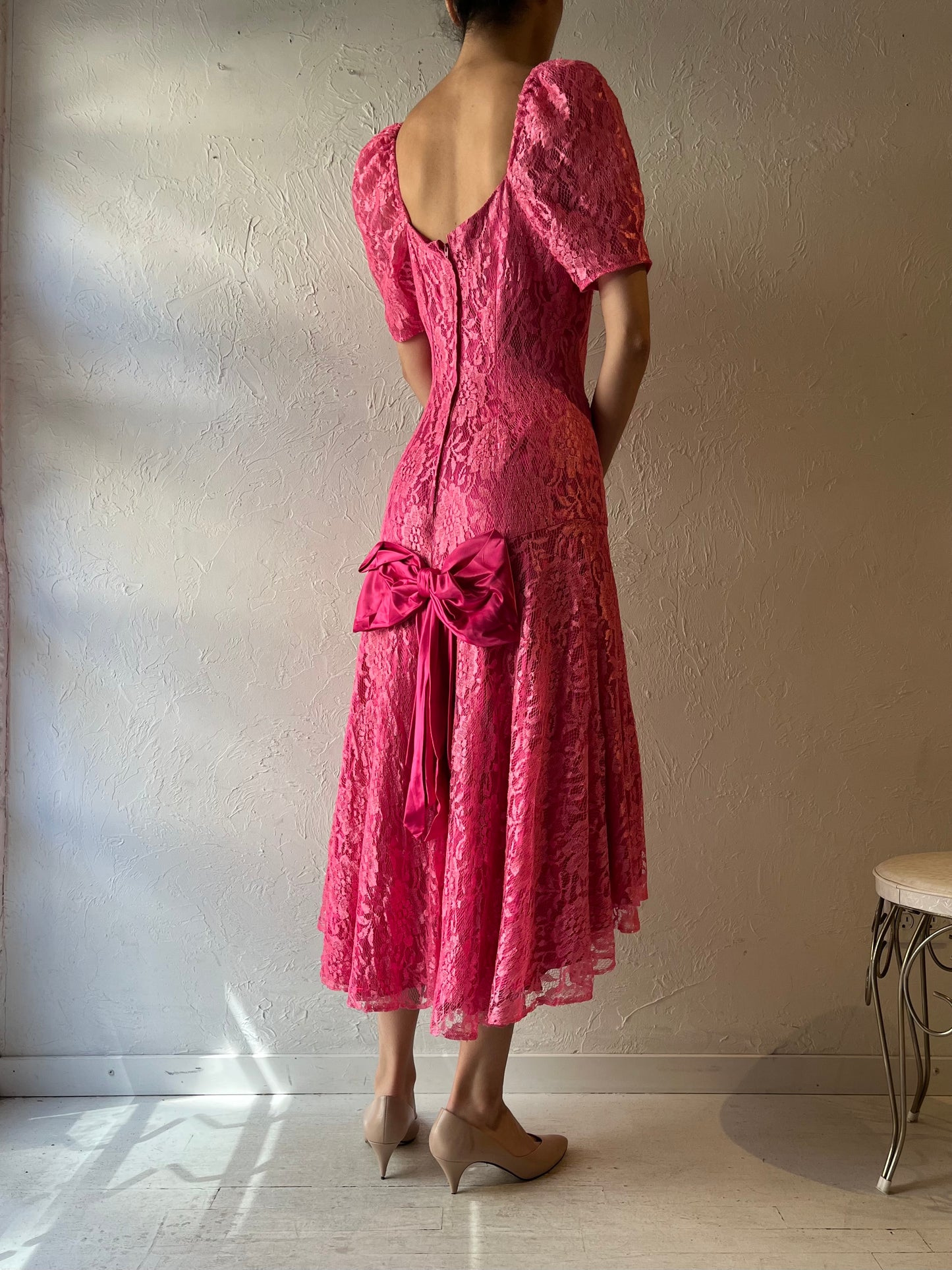 70s 'Nu Mode' Pink Lace Formal Prom Dress / Small