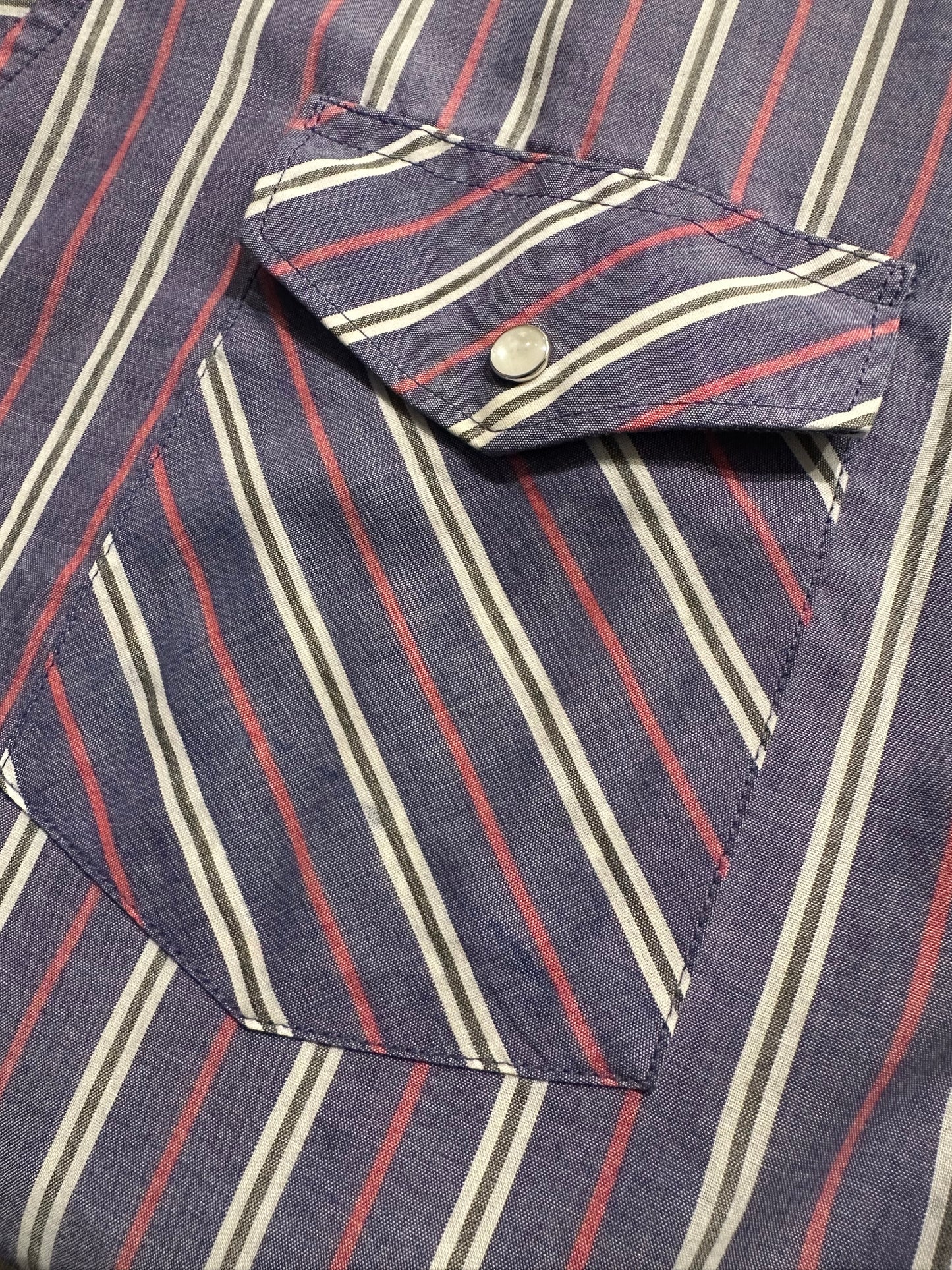 90s ‘Wrangler’ Striped Pearl Snap Shirt / Large