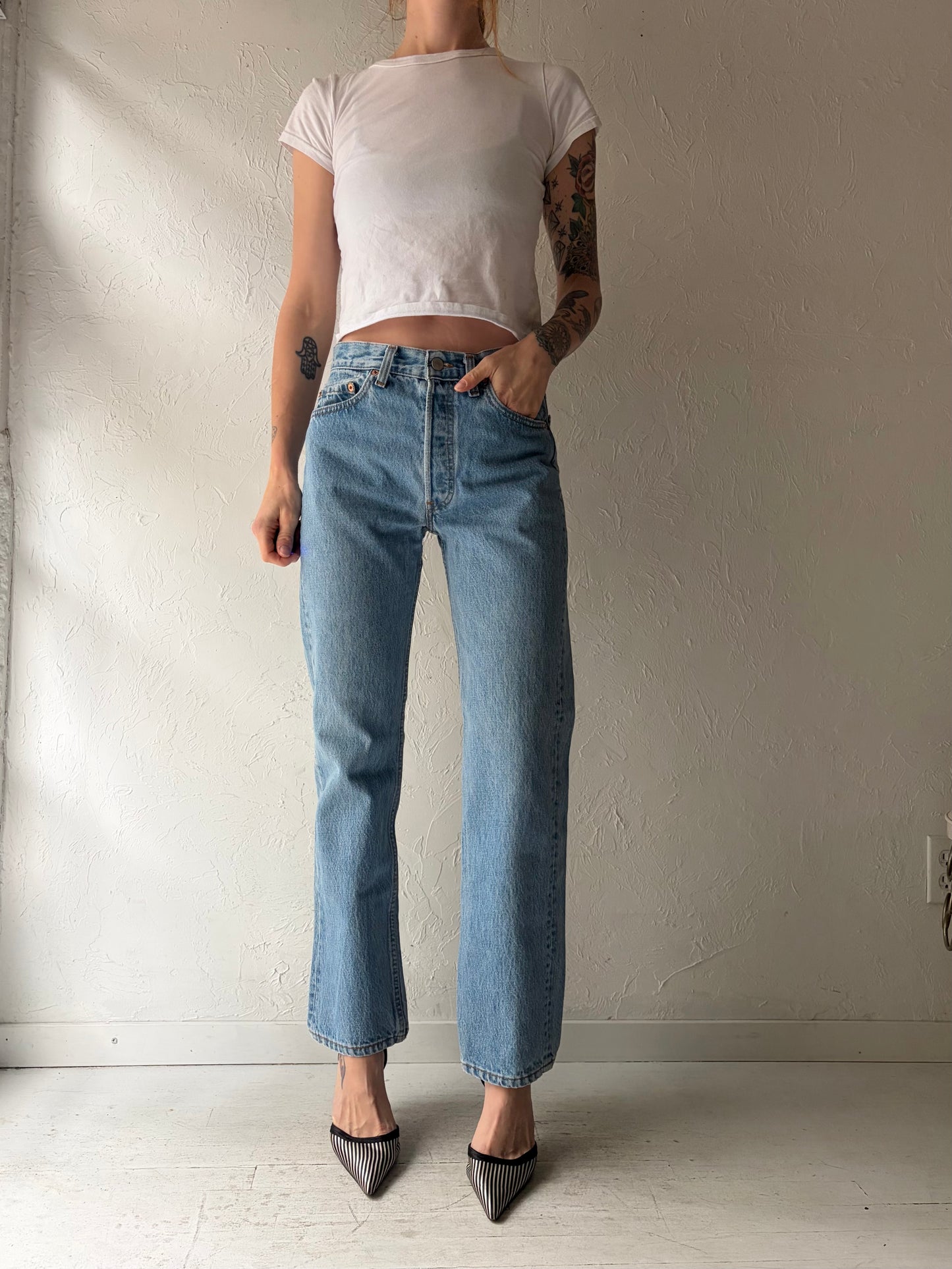 90s ‘Levi’s’ 501 Jeans / Made in USA / 26