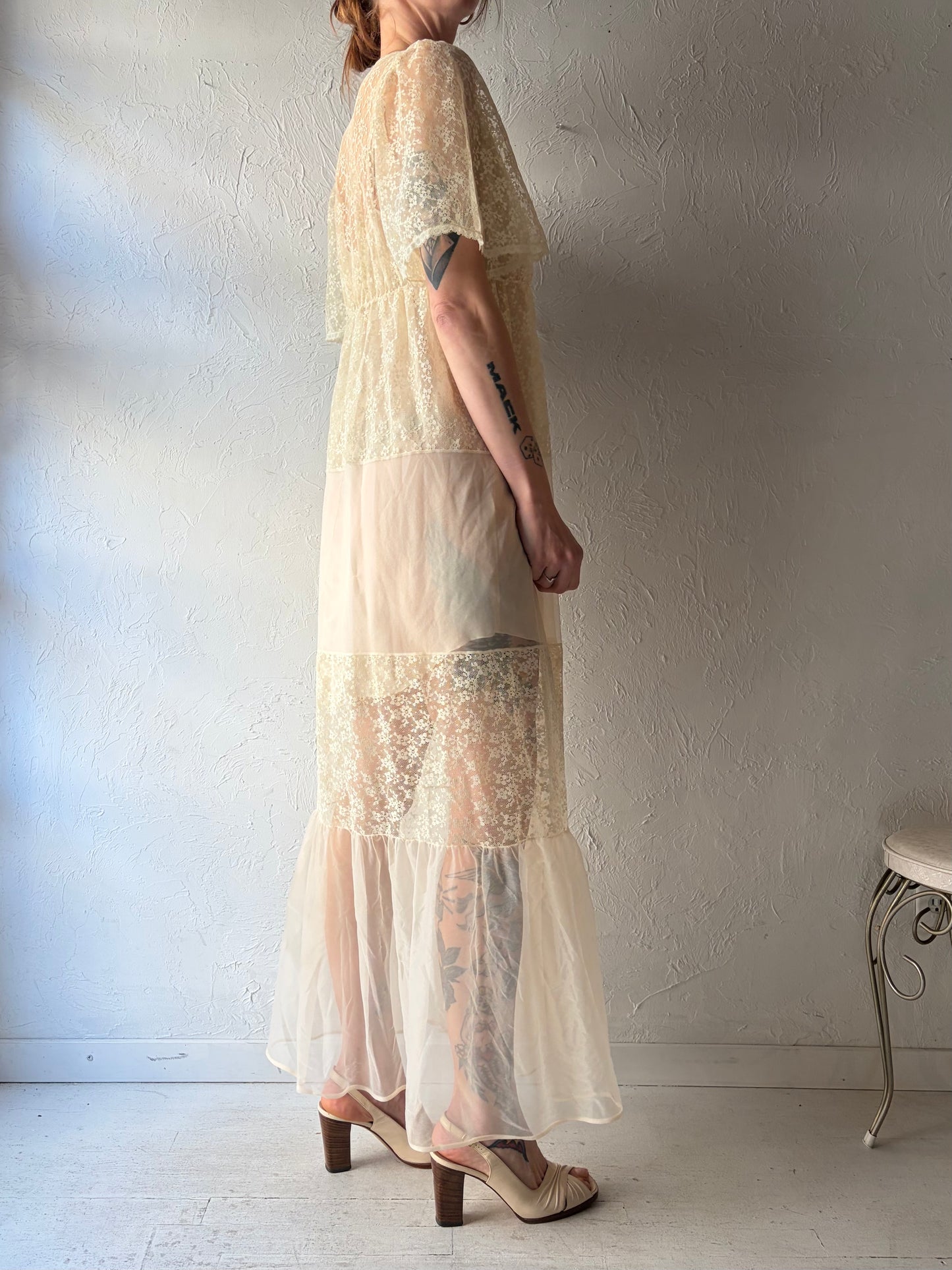 80s 'Movie Star' Cream Lacey Peignoir Robe / Small