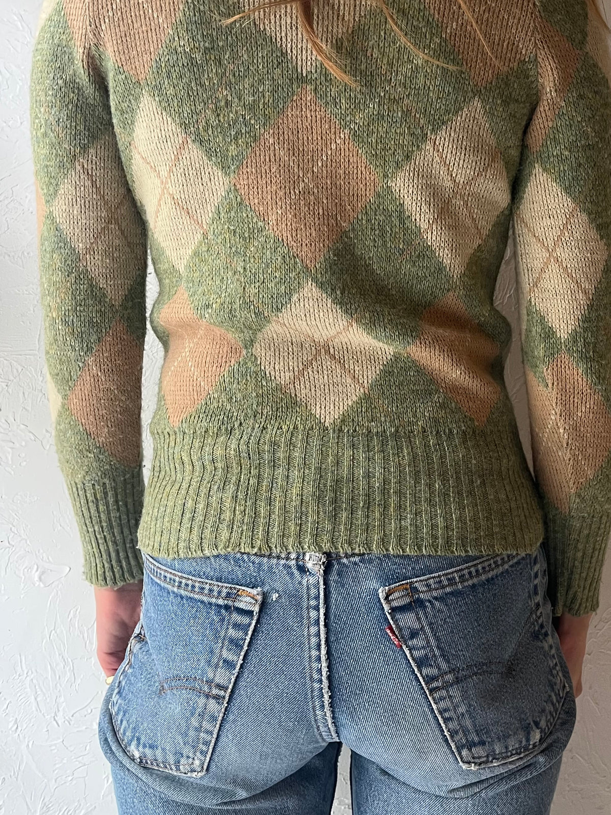 Vintage 'The Arthur Richards Women' Green Argyle Cardigan Sweater / Small