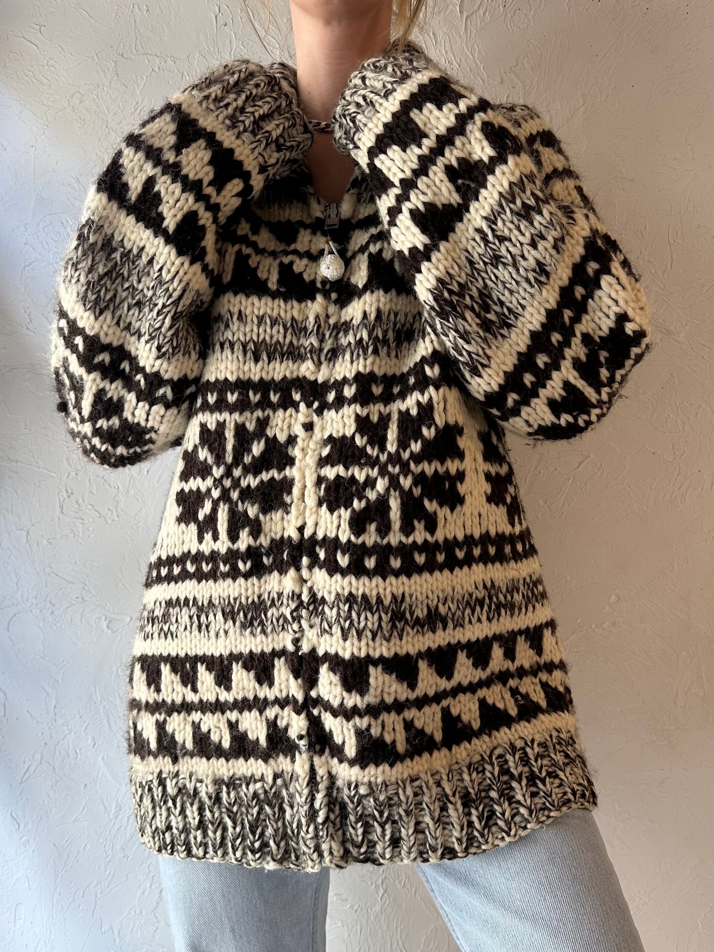 Vintage Hand Knit Chunky Wool Snowflake Sweater / XL