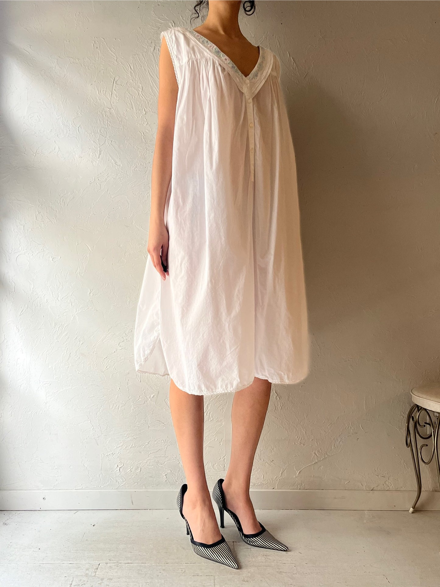90s 'Above Average' White Cotton Dress / XL