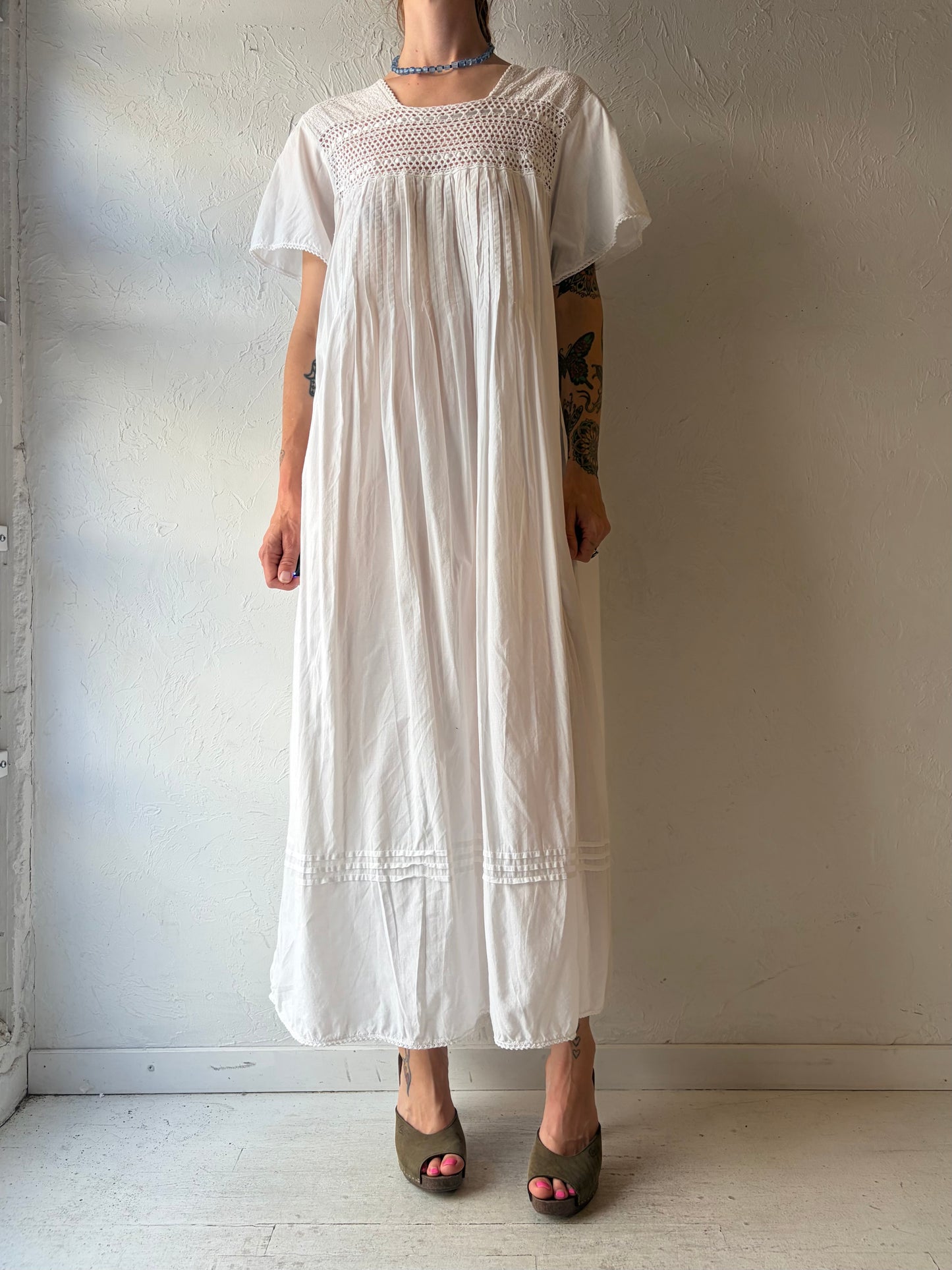 90s 'Timeless' White Cotton Dress / Medium
