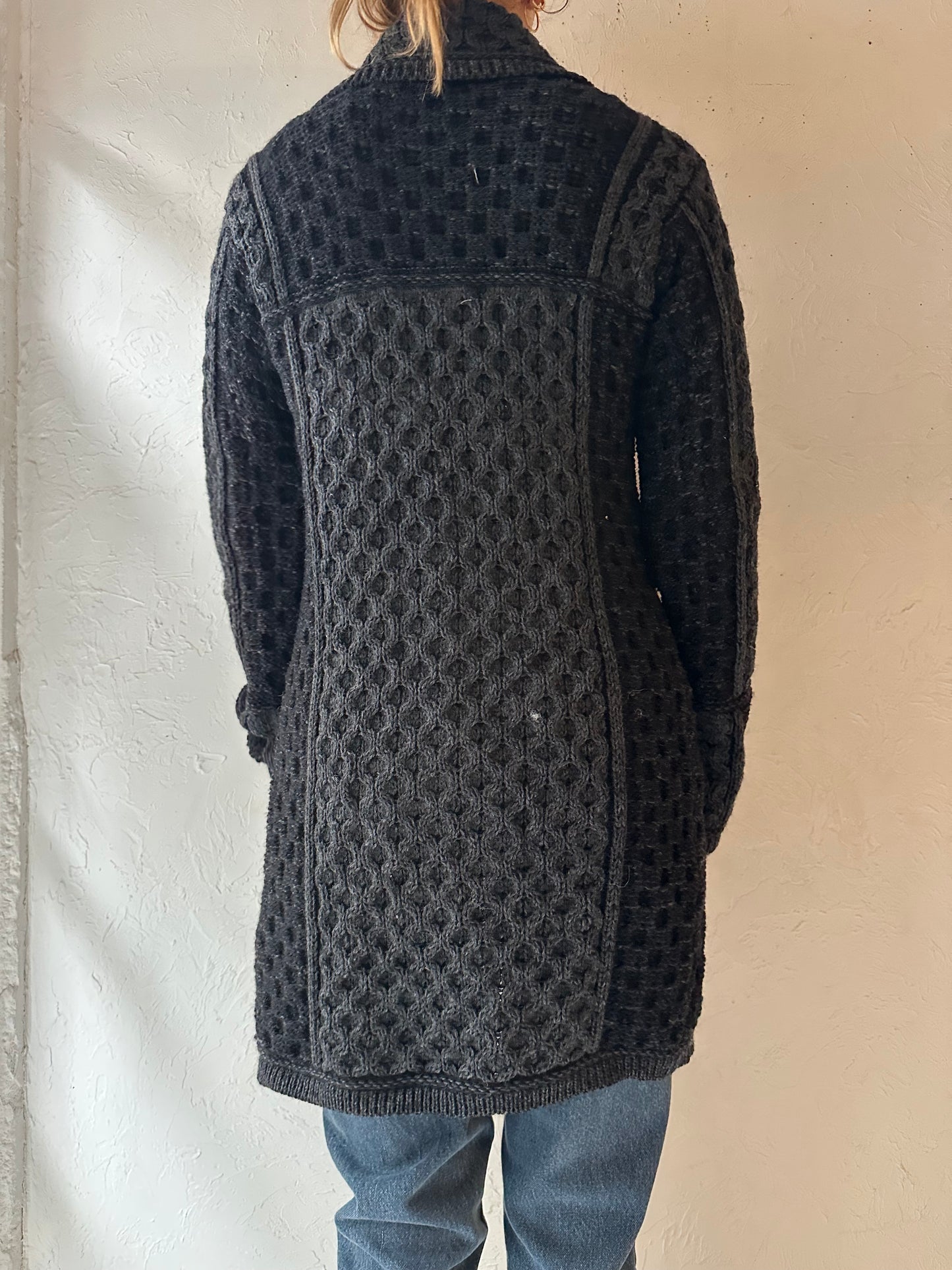 90s ‘Arancrafts’ Gray Cable Knit Merino Wool Sweater / Medium