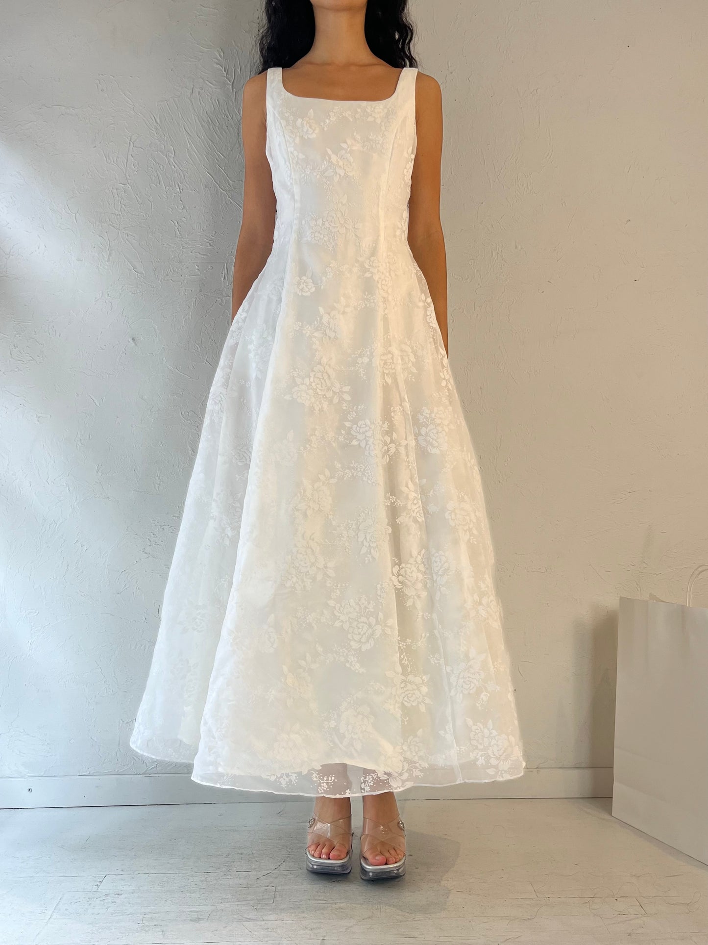 90s 'Jessica McClintock' White Burnt Velvet Wedding Dress / Small