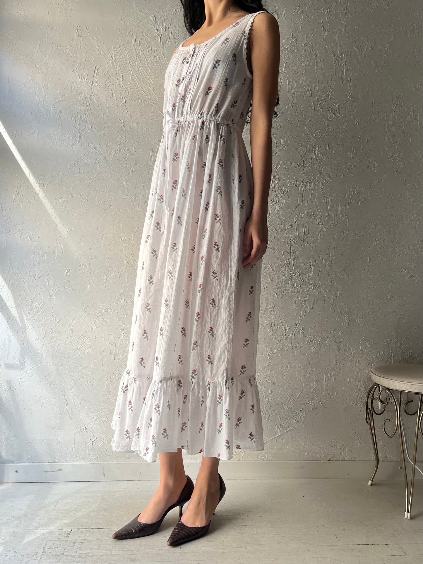 90s 'Eileen West' White Floral Cotton Summer Nighty Dress / Vintage 1990s Cottagecore Maxi Nightgown / Small