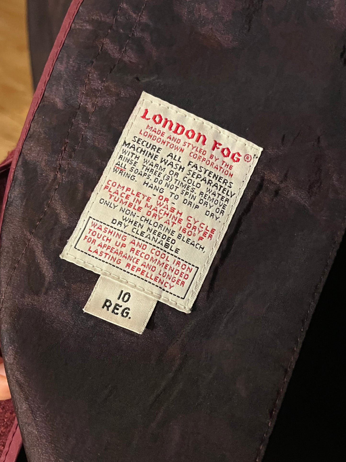 90s ‘London Fog’ Purple Lined Trench Coat / Medium (Copy)