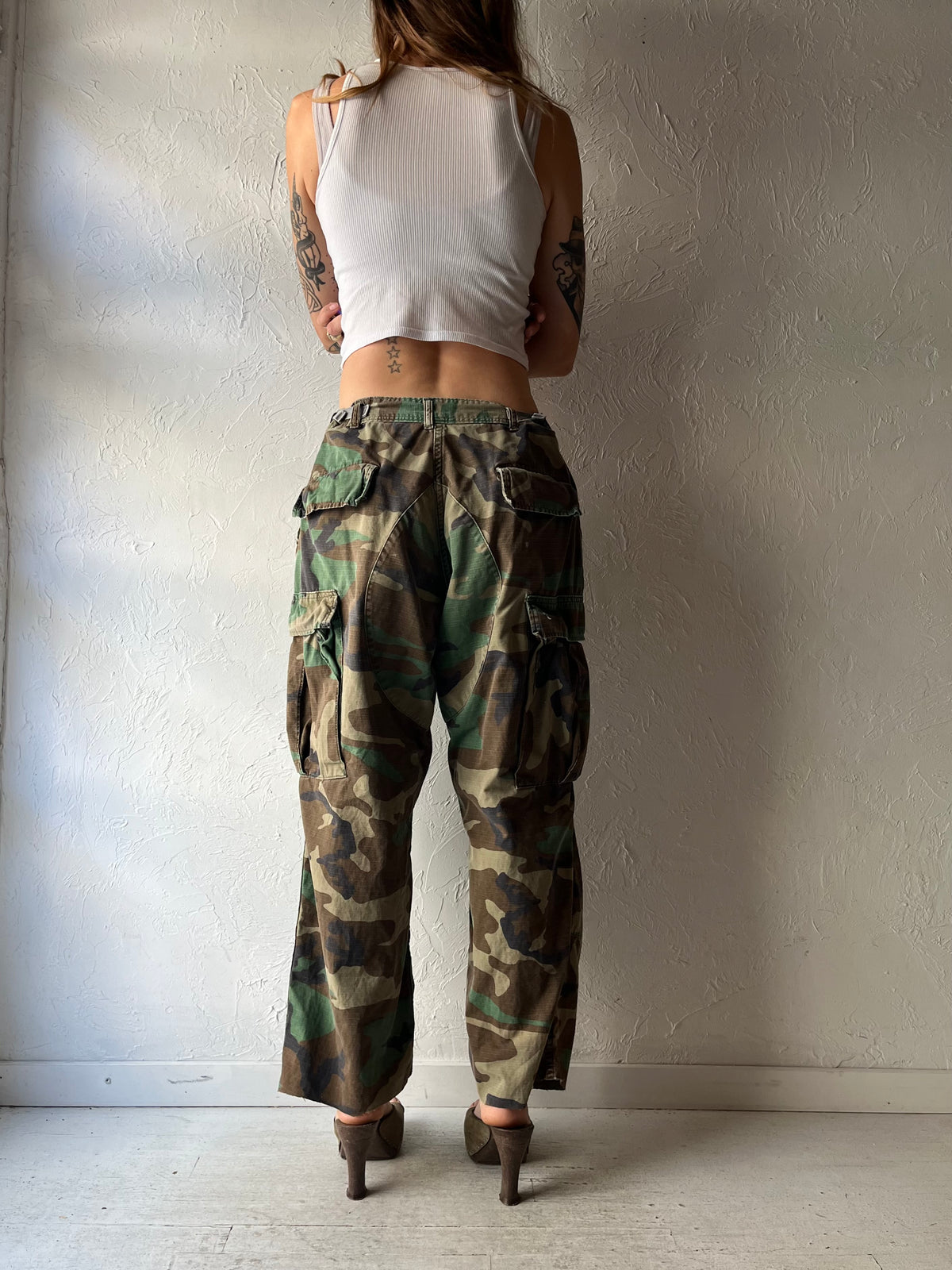 Vintage Authentic Army Camouflage Cut Off Pants / Medium