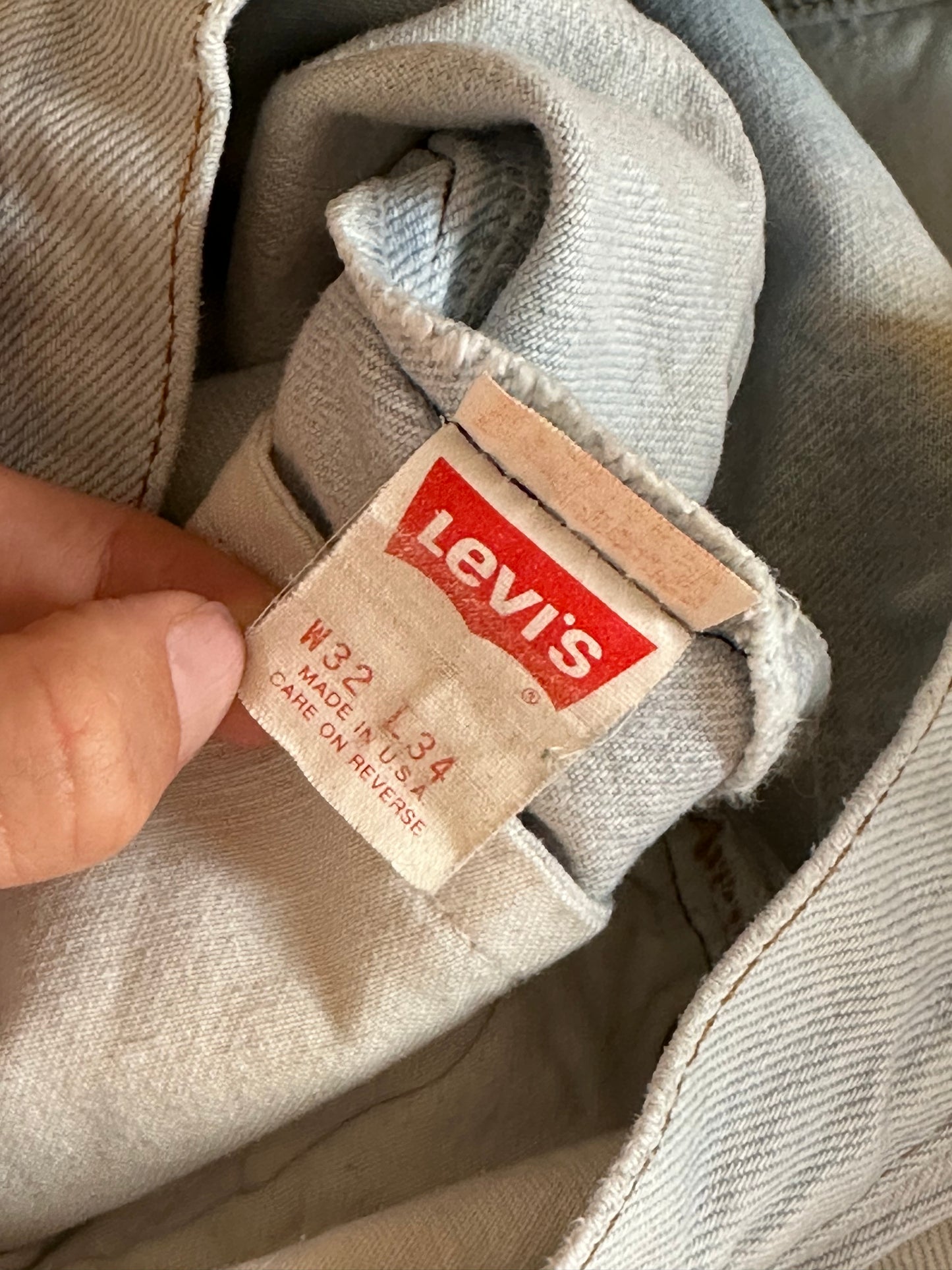 90s 'Levis' 501 Light Wash Jeans / Made in USA / 30