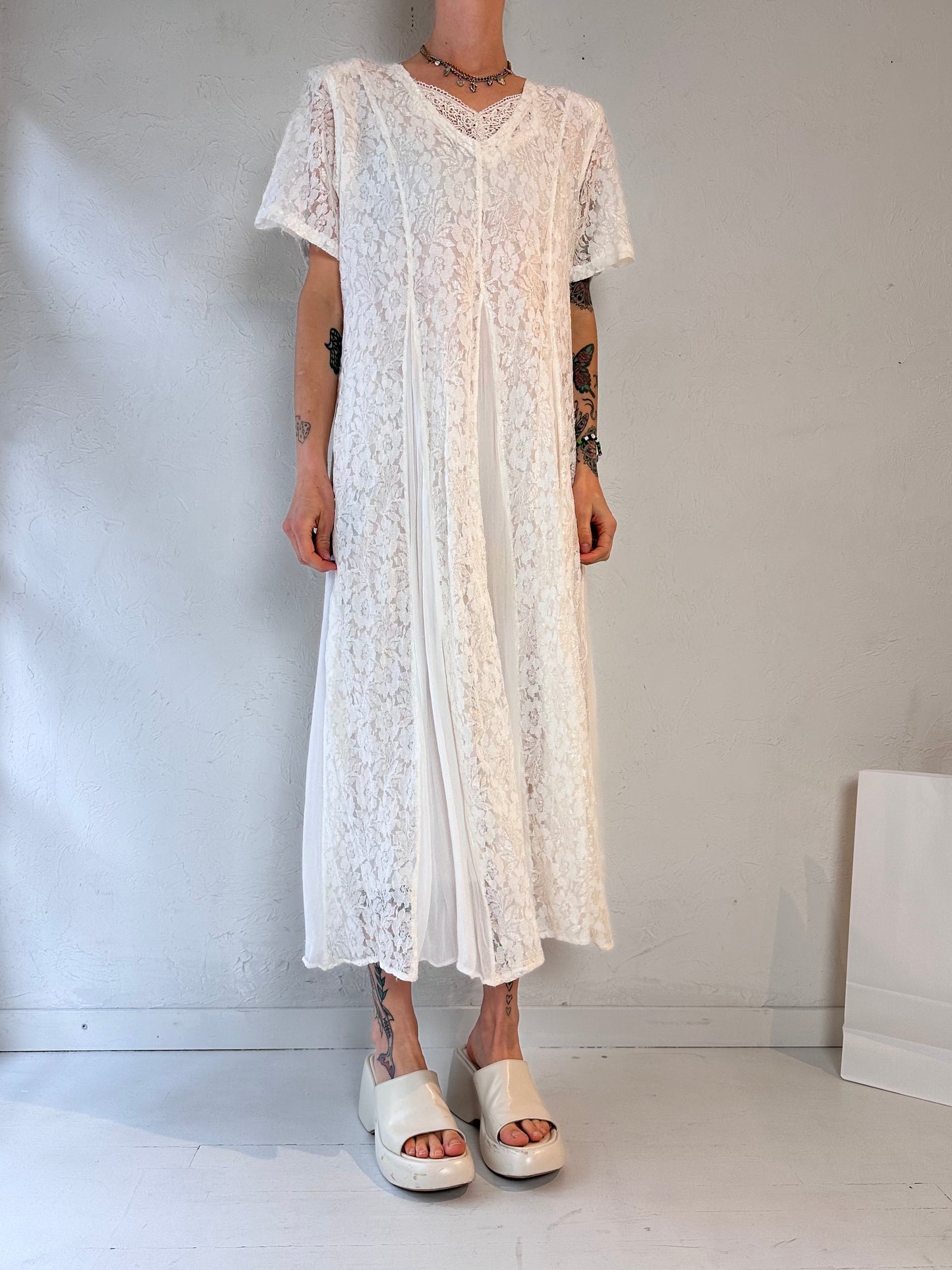 90s 'Nostalgia' White Lace Dress / Large