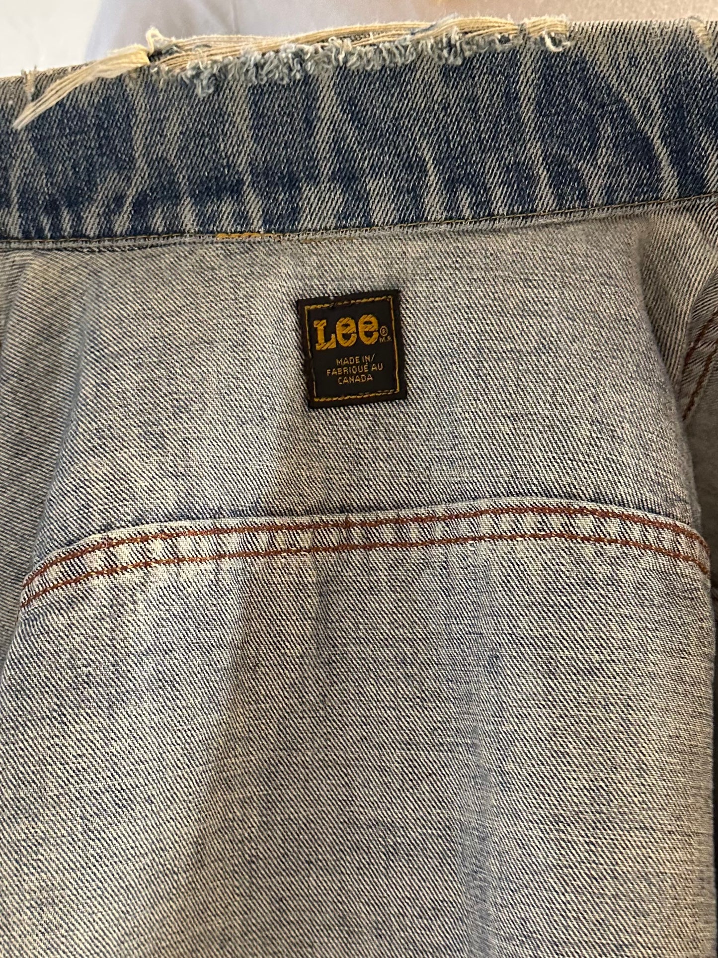 90s ‘Lee’ Blue Denim Jacket / Small