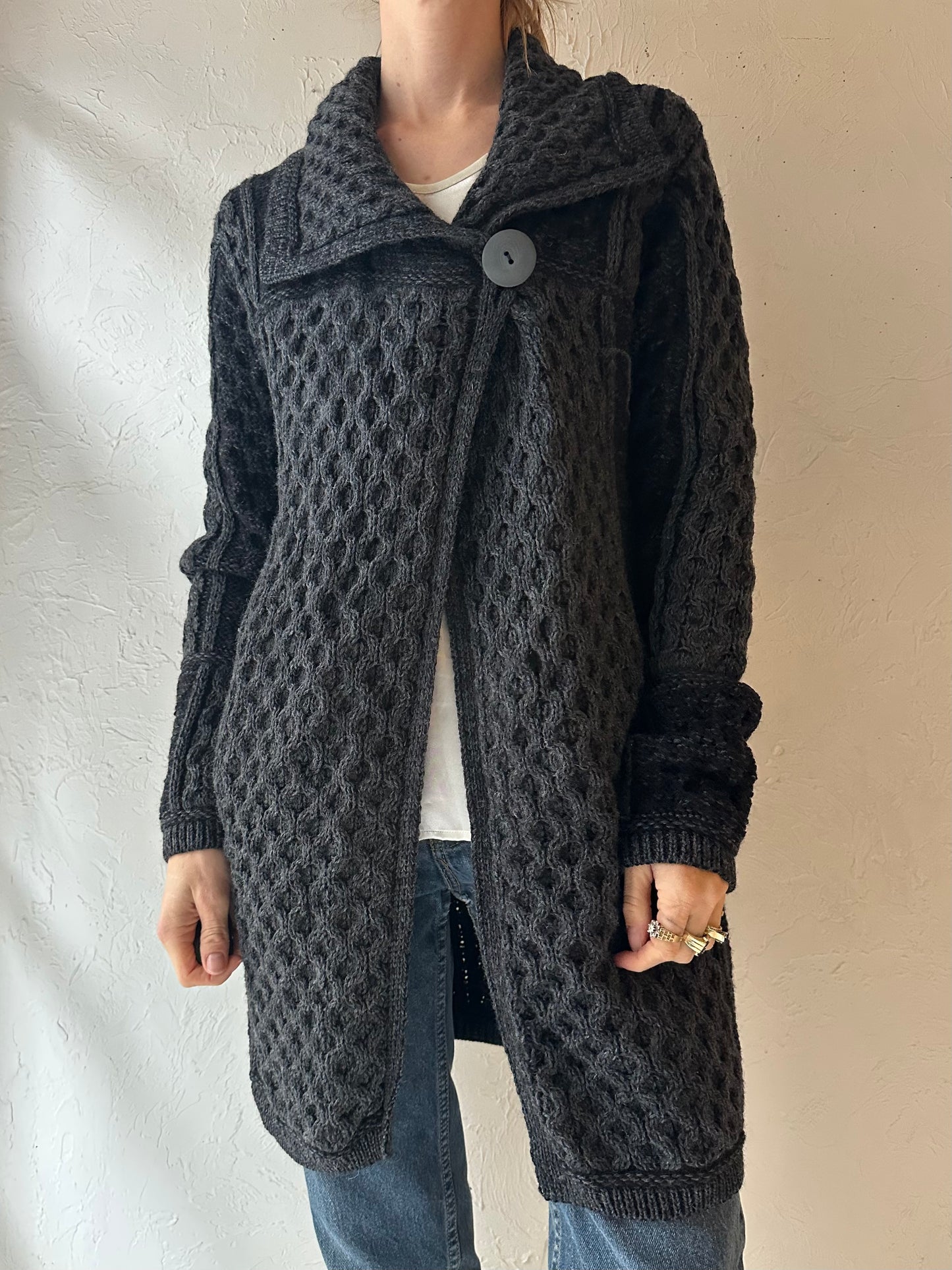 90s ‘Arancrafts’ Gray Cable Knit Merino Wool Sweater / Medium