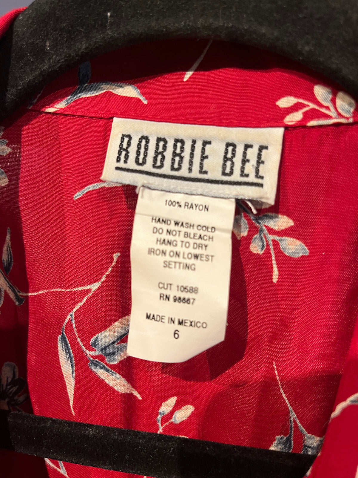 90s 'Robbie Bee' Red Floral Print Collared Maxi Dress / Small