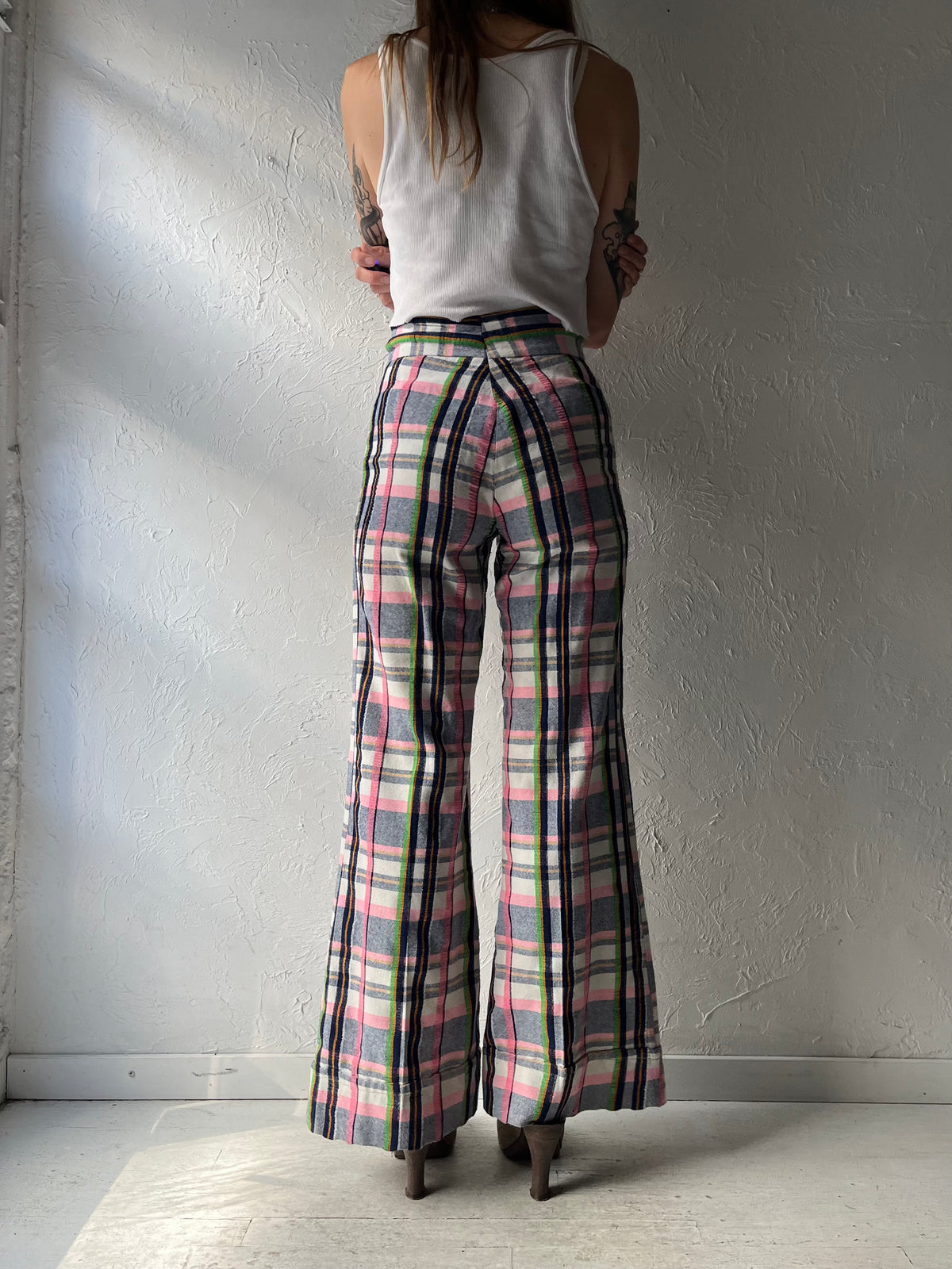 70s Retro High Waisted Plaid Flare Pants /  Small