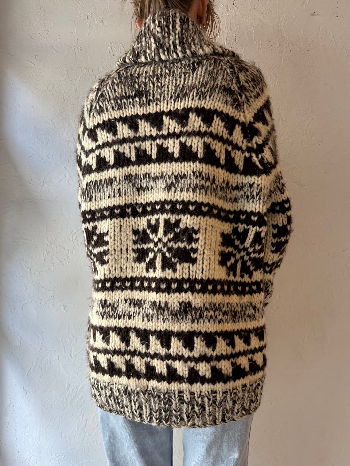 Vintage Hand Knit Chunky Wool Snowflake Sweater / XL