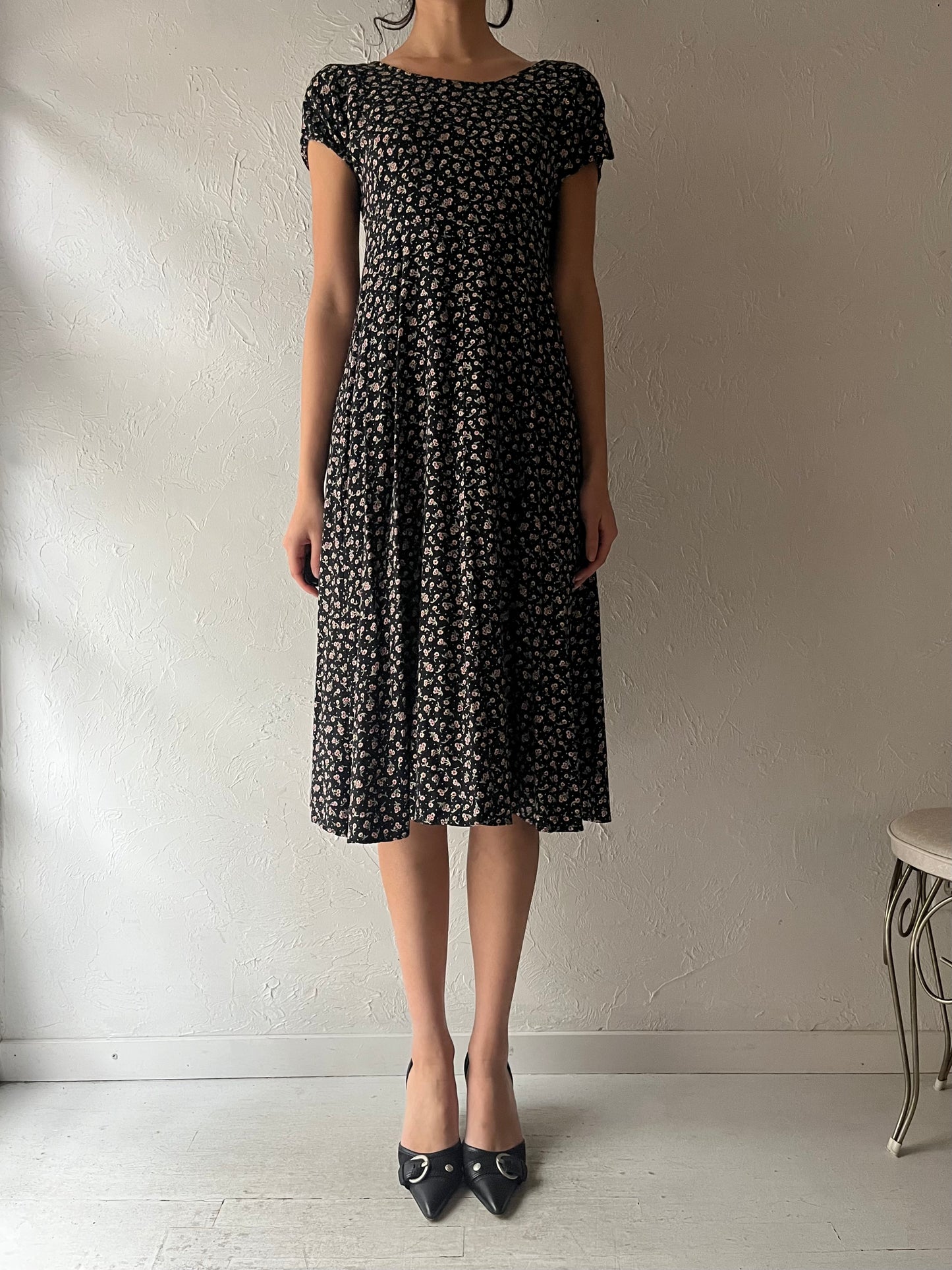 90s 'All That Jazz' Floral Print Dress / Medium