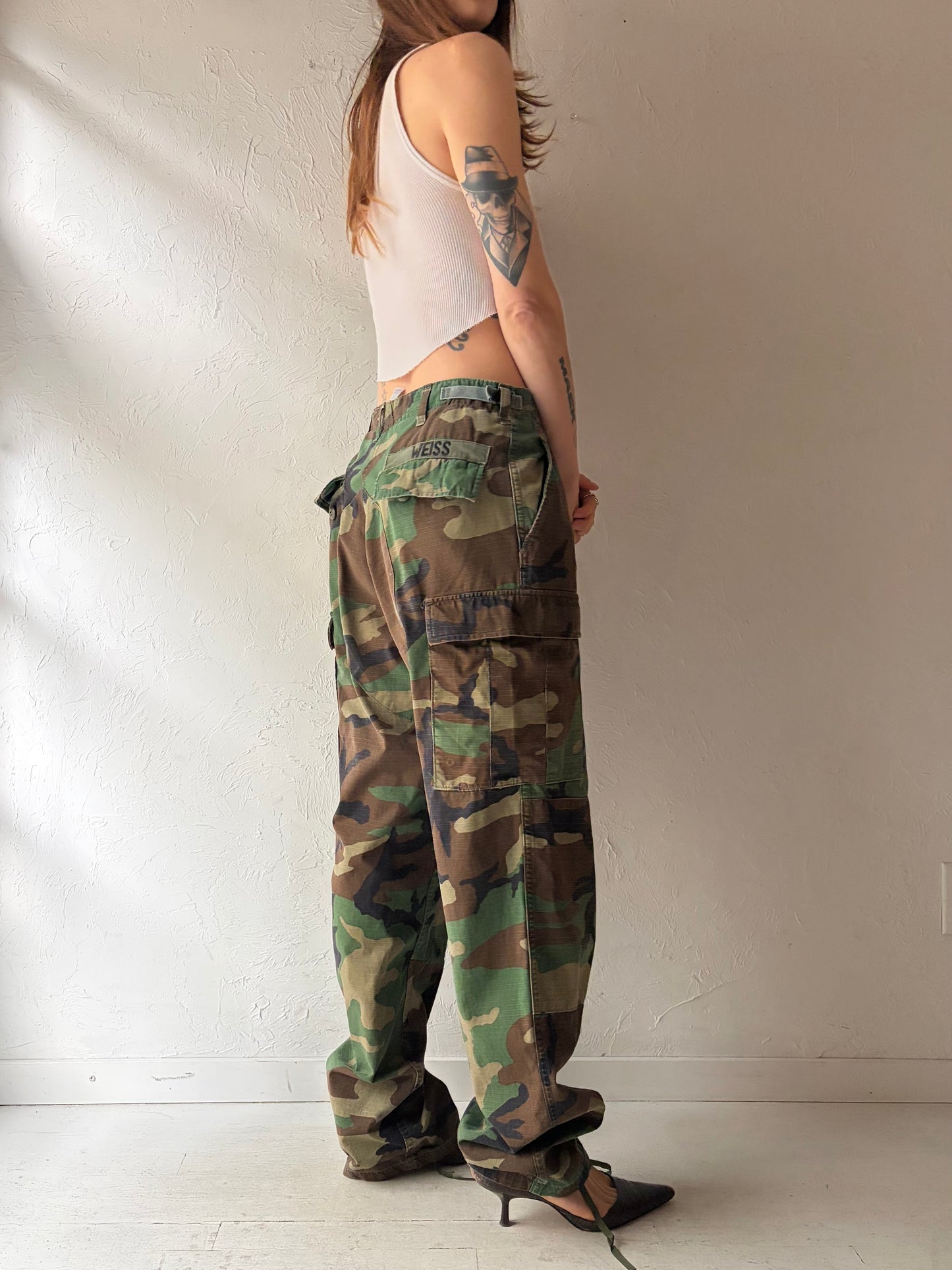 Vintage Authentic Army Cargo Camouflage Pants / Small