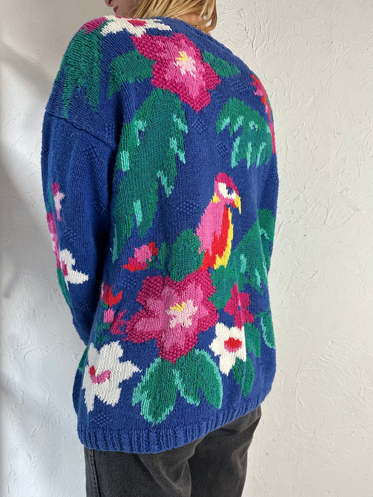 90s 'IZOD' Cotton Knit Parrot Sweater / Medium