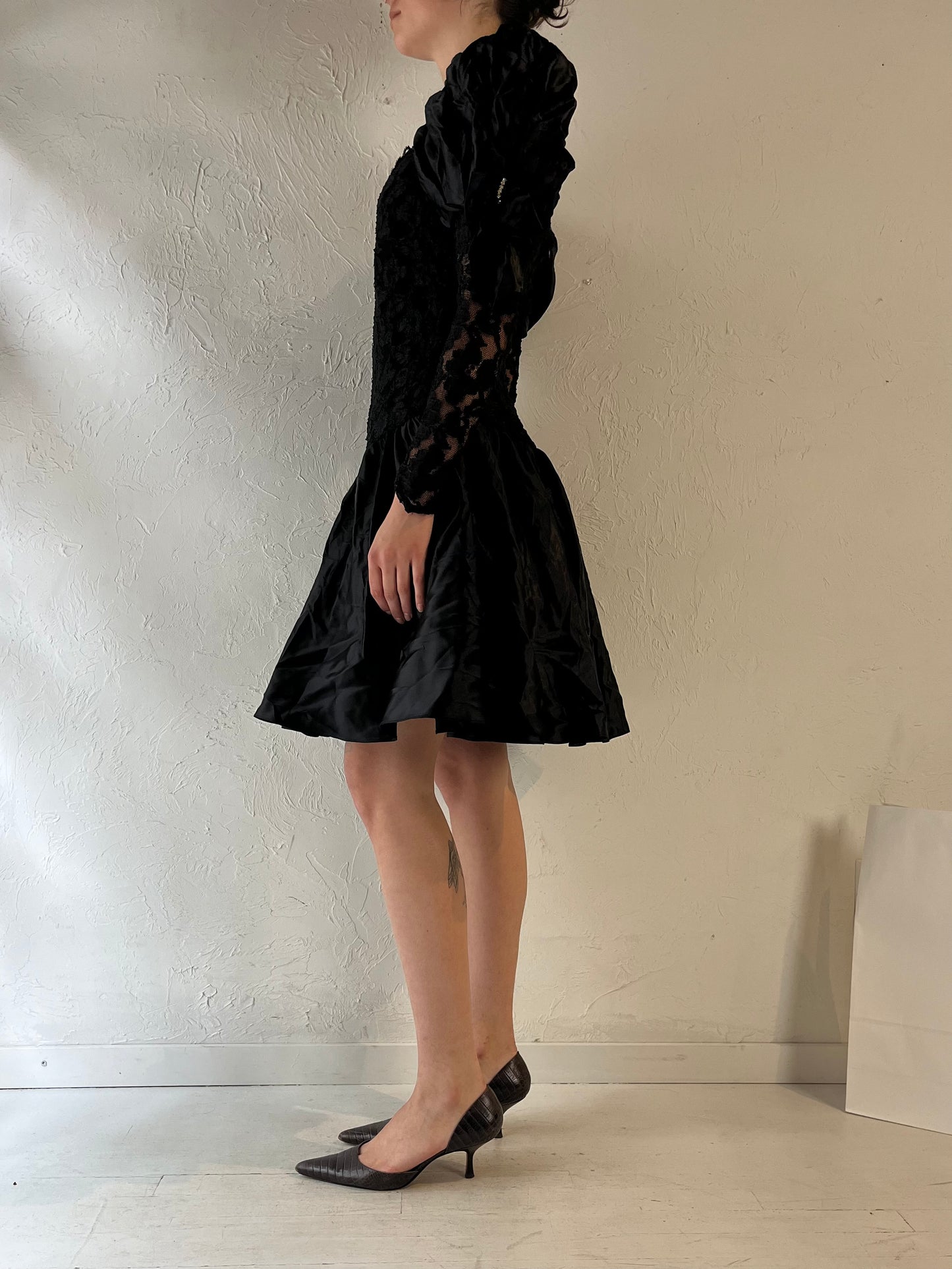 80 'Masquerade' Black Puff Sleeve Lace Party Dress / Medium