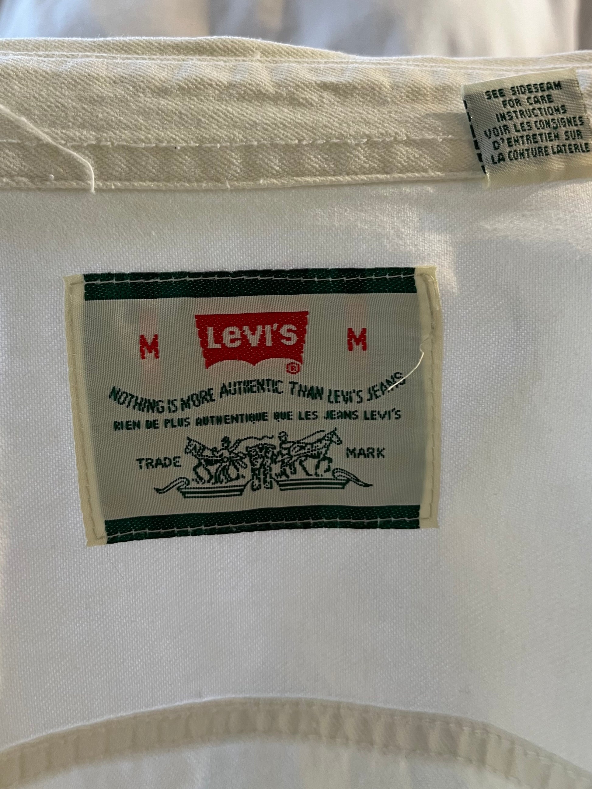 90s ‘Levi’s’ White Denim Shirt / Medium