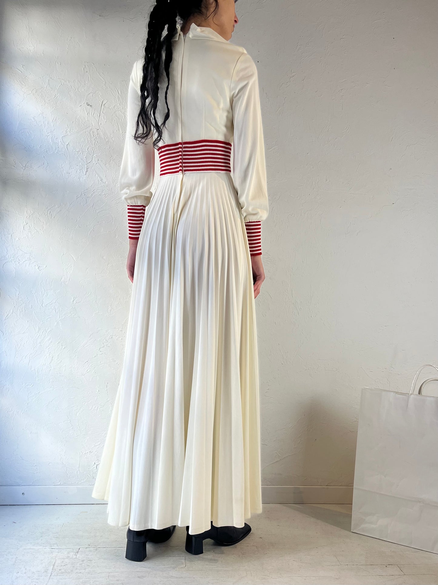 70s White and Red Long V Neck Dress / Vintage Formal Dress / Small