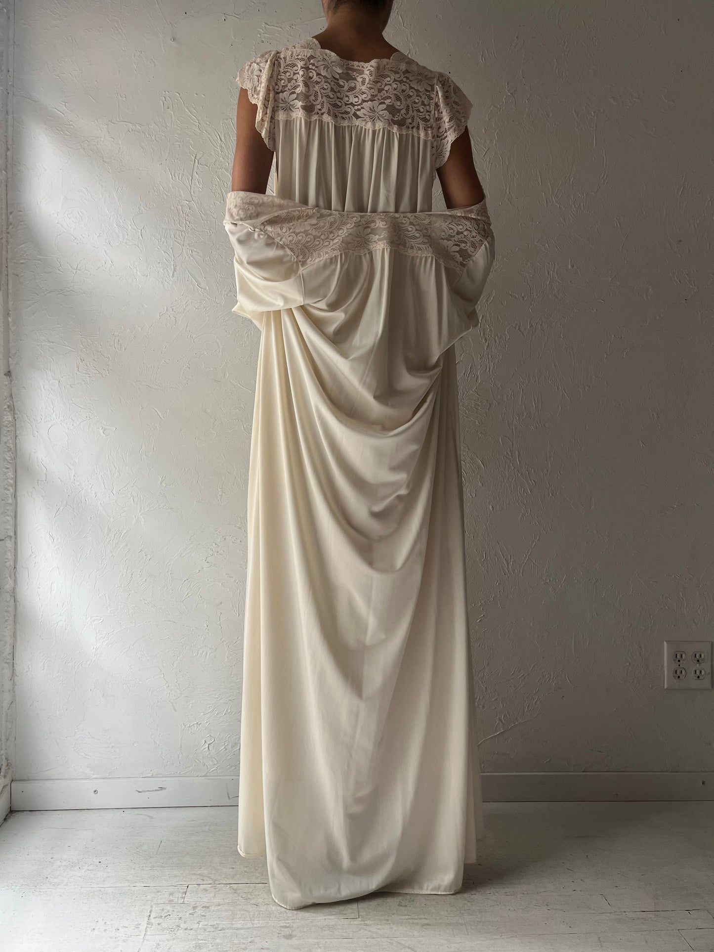 80s 'Shadowline' Cream Romantic Robe and Dress Set / Small