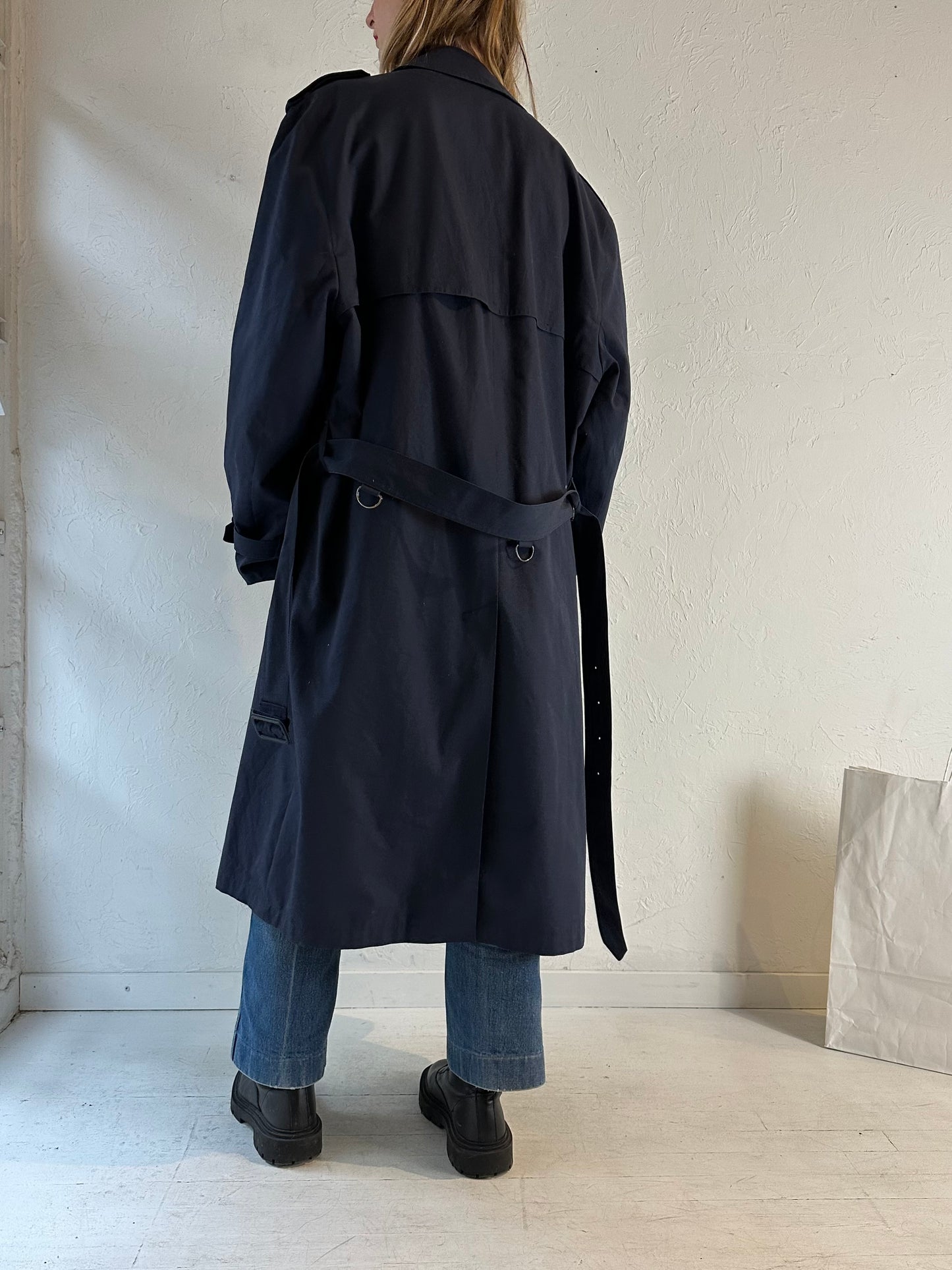 90s ‘London Fog’ Navy Blue Trench Coat / Large