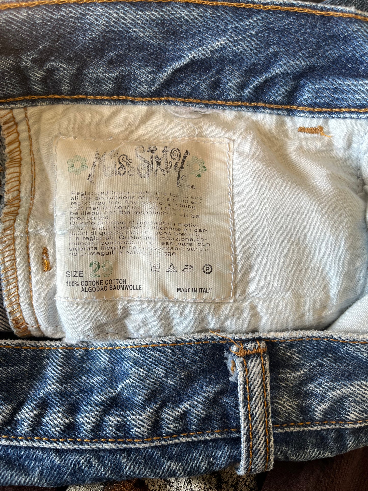 90s 'Miss Sixty' Low Rise Flare Jeans / 29