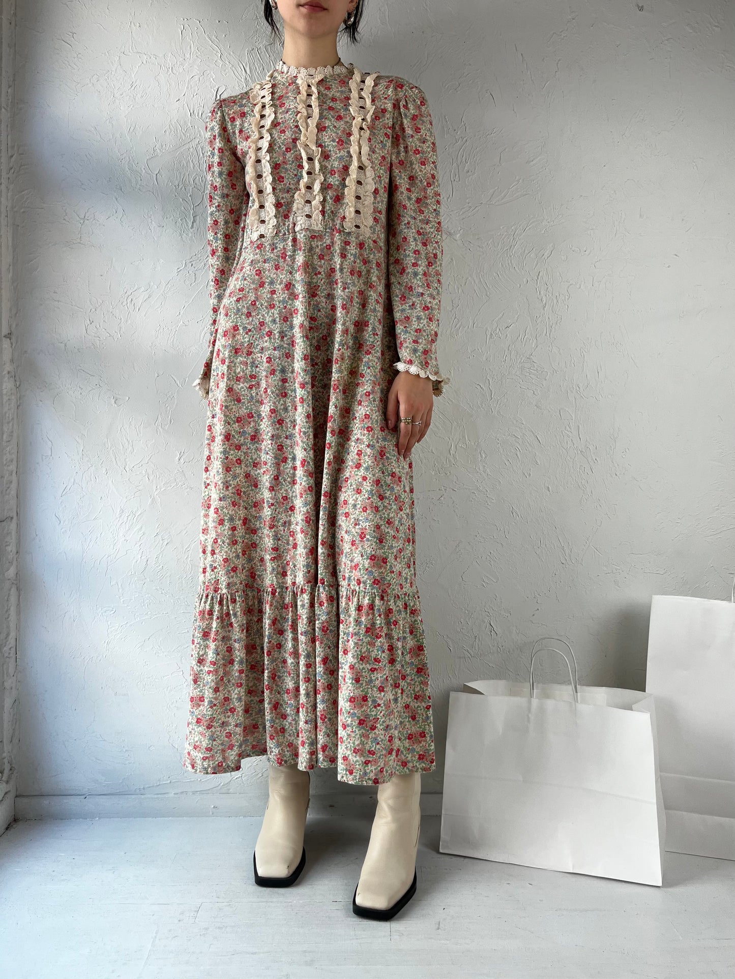 90s Floral Print Long Sleeve Cottage Core Maxi Dress / Small