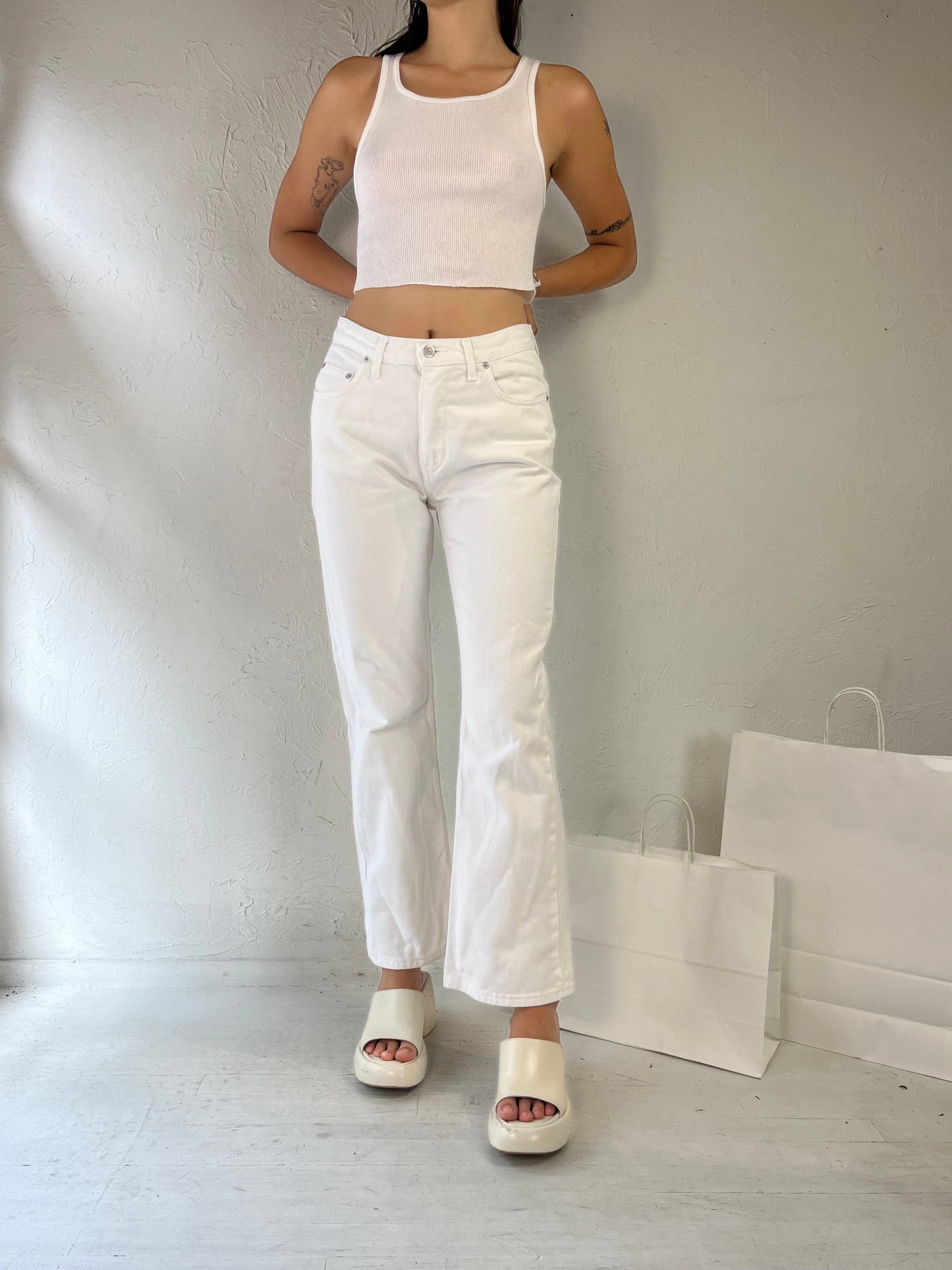 90s 'Guess' White Tapered Jeans / Made in Canada / 28