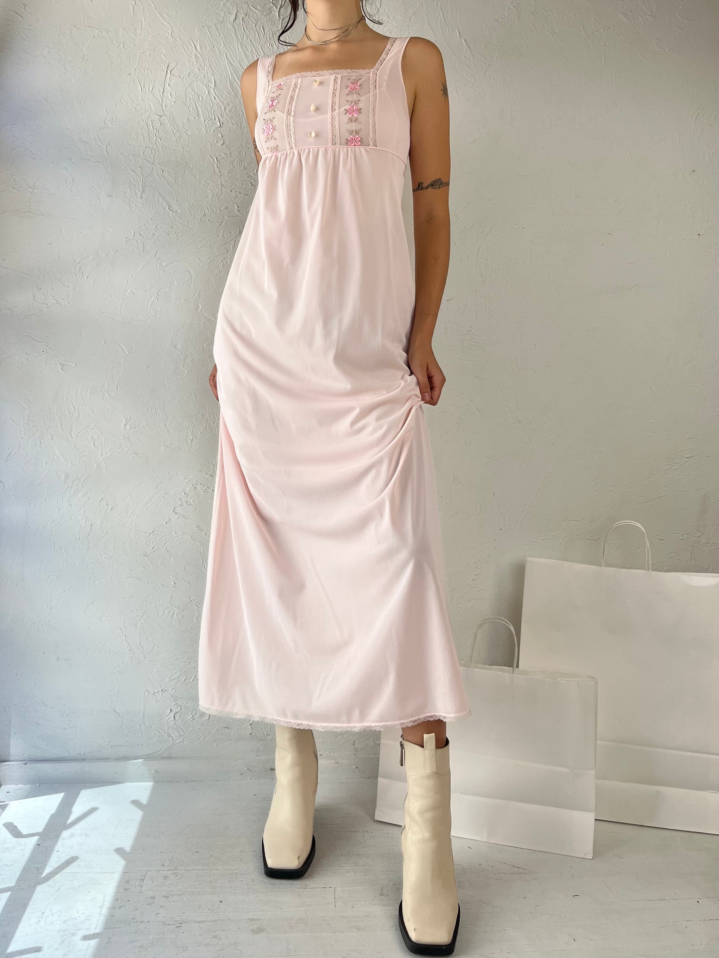 80s Pink Embroidered Night Dress / Small