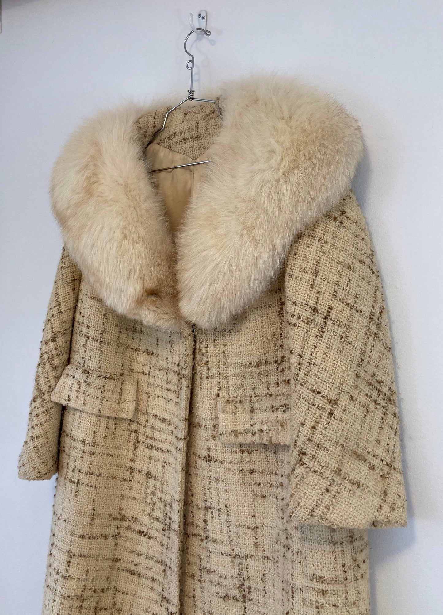 50s Rabbit Fur Collared Coat / Cream Evening Coat / Medium