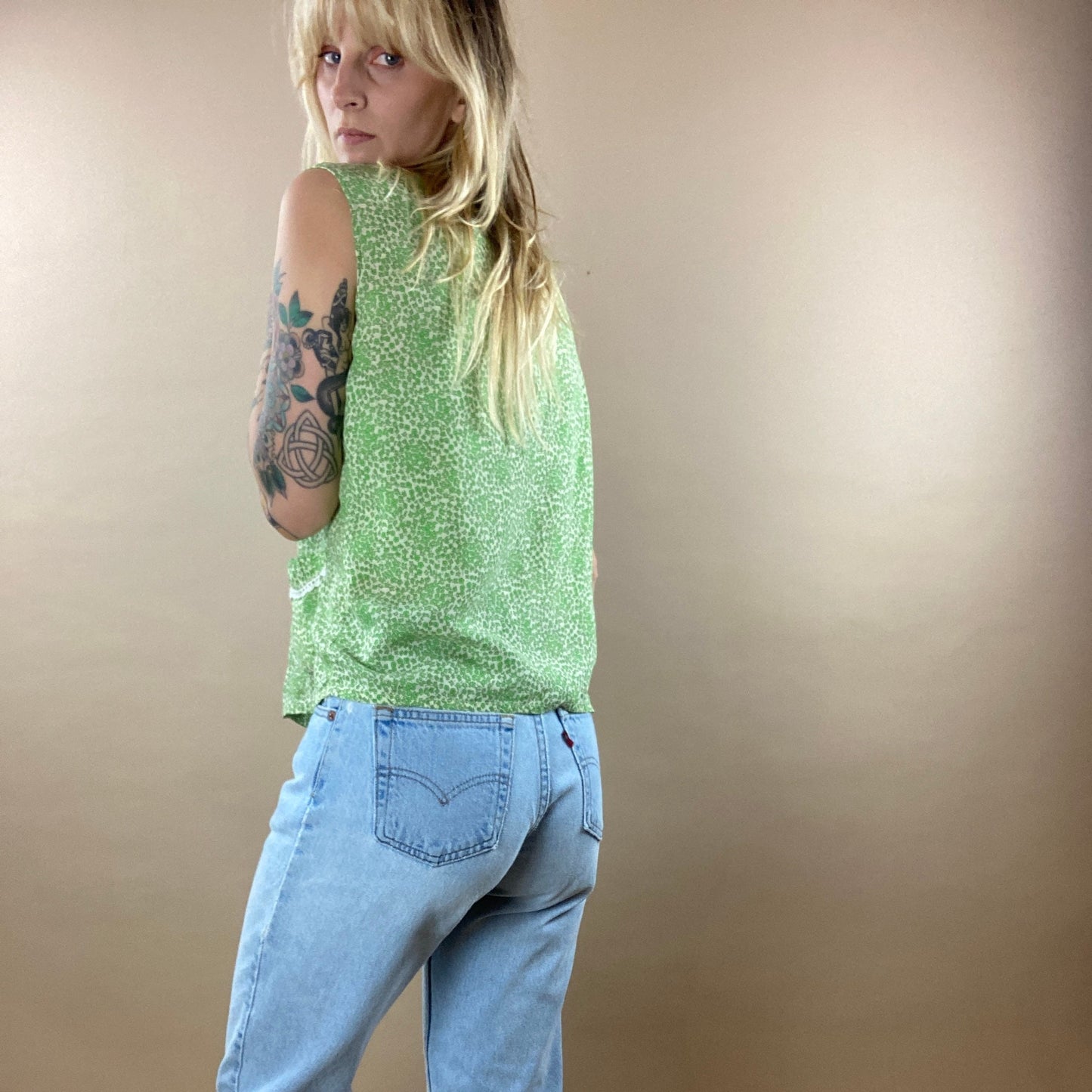 70s Green Cotton Button Up Blouse w/ Lace Details / Small