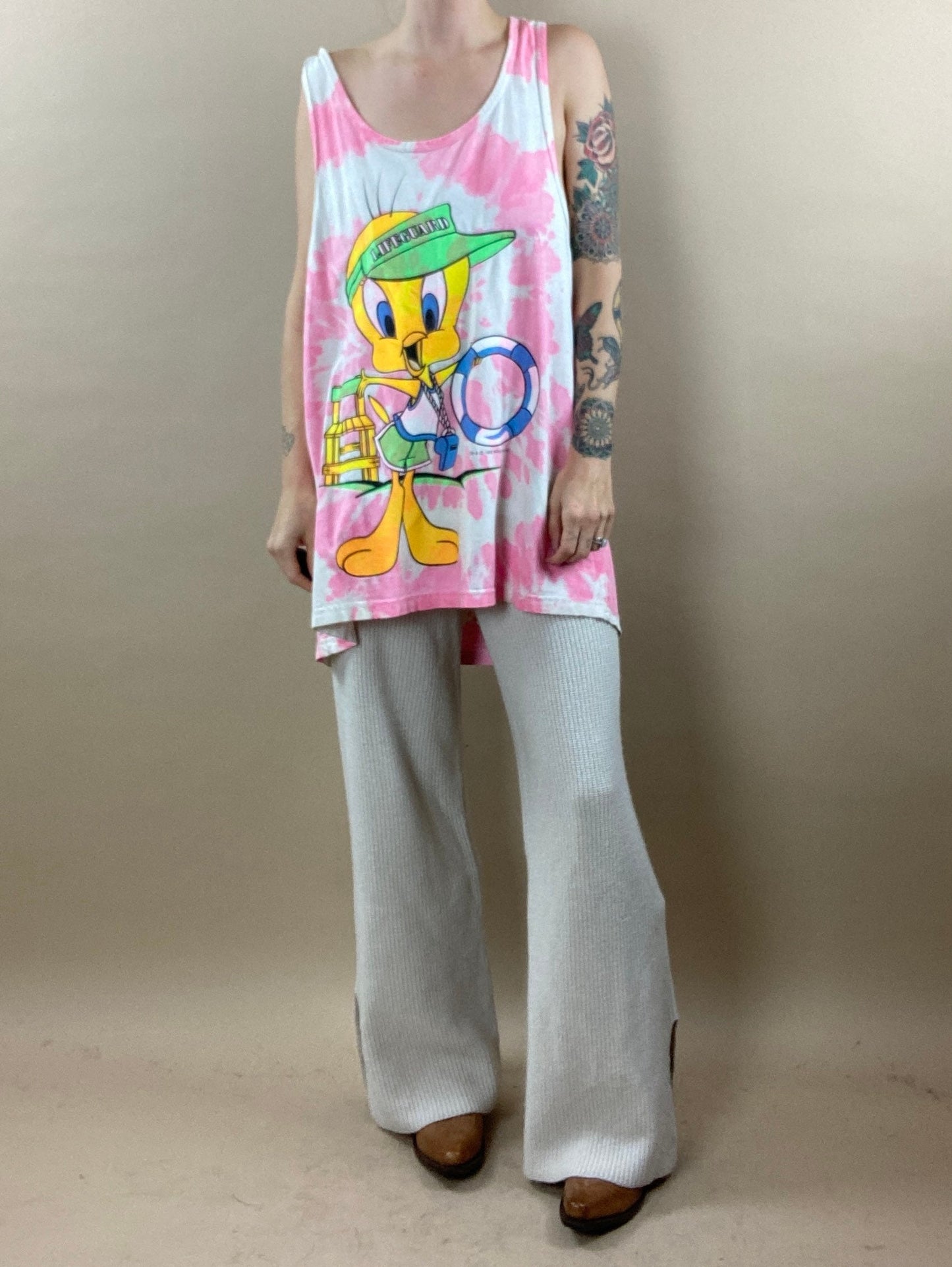 90s Oversized Tweety Bird Lifeguard Tank / Pink Acid Wash Tie Dye Beater / XL