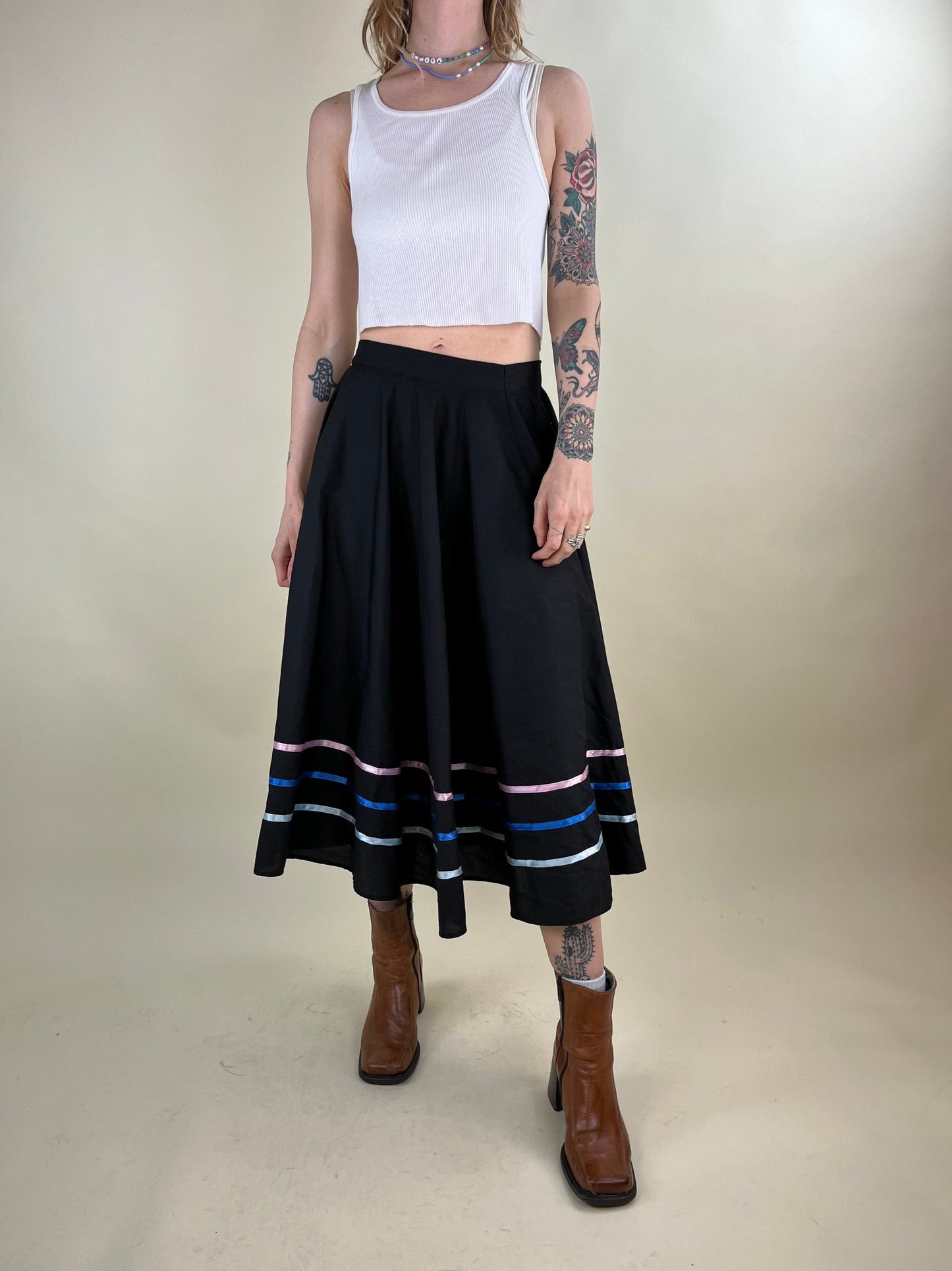 90s Black A Line Poodle Skirt / Medium