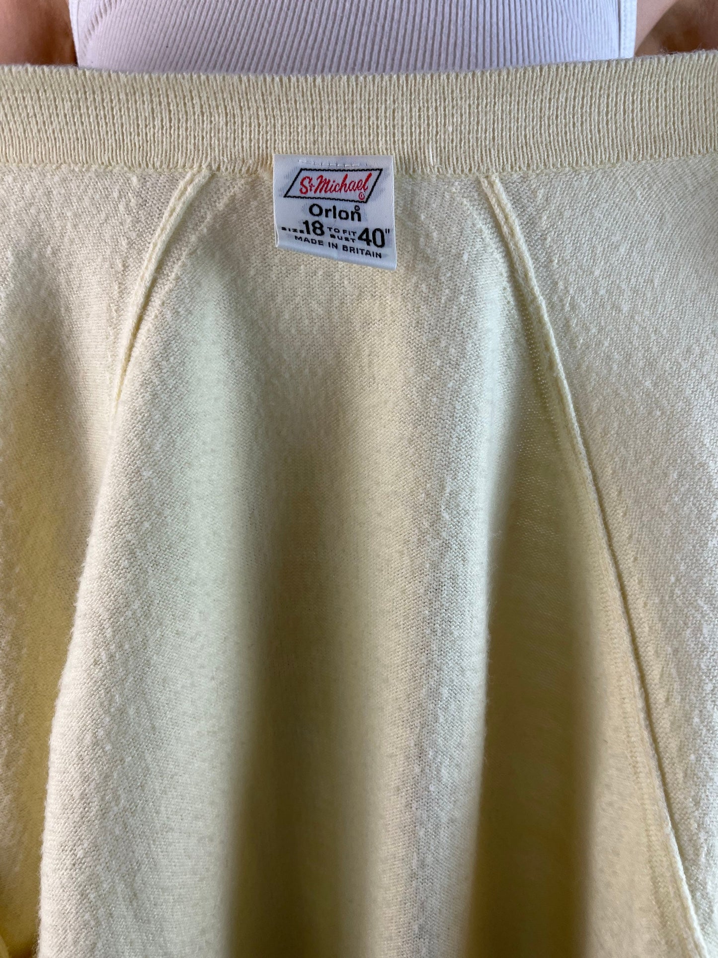 80s Pale Yellow Synthetic Knit Cardigan / Small