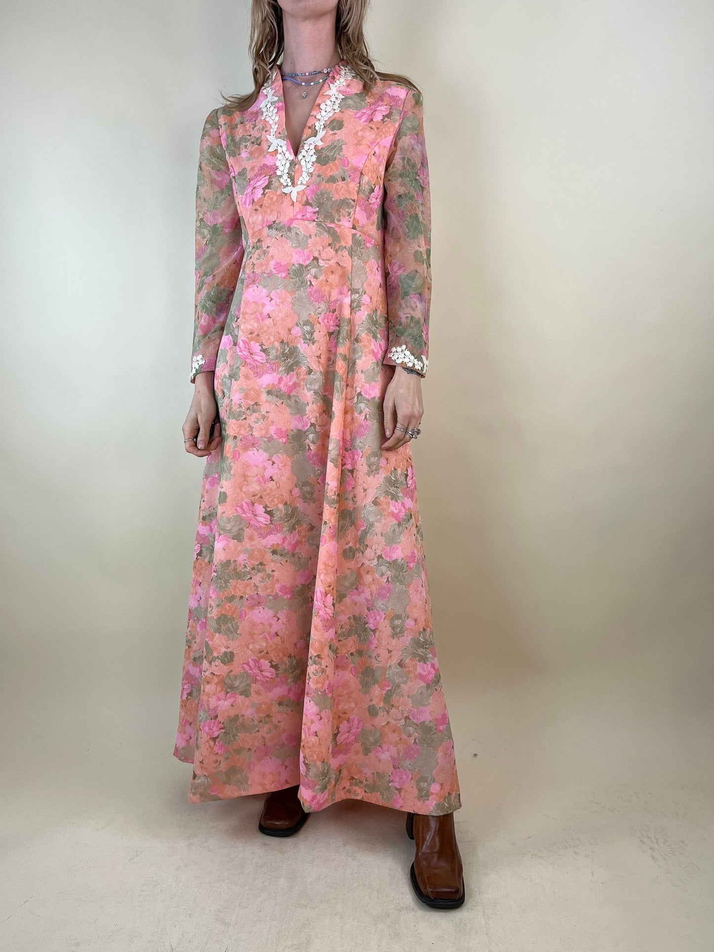 70s Floral Print Long Sleeve Hippie Dress / Vintage Kaftan / Small