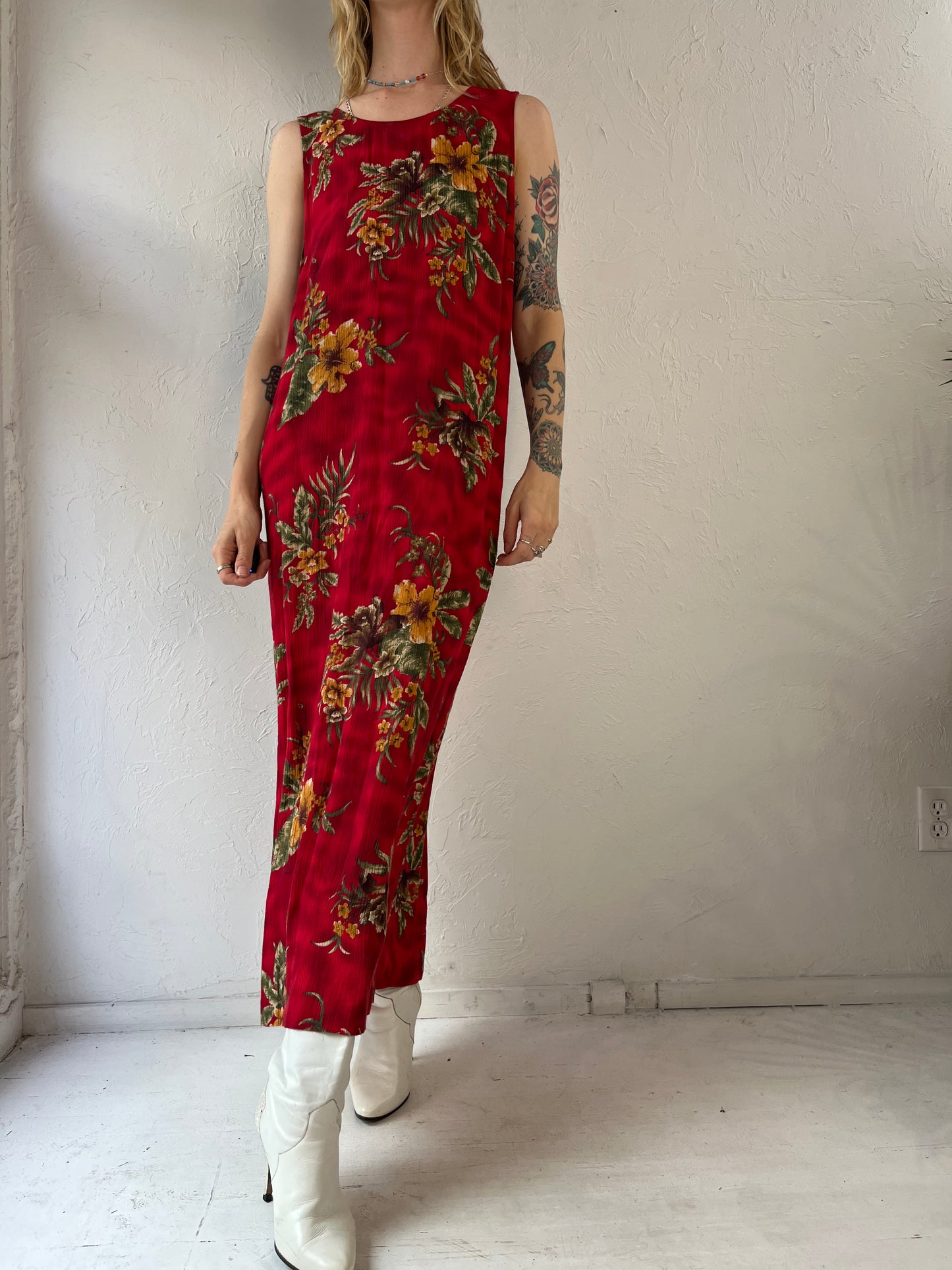 Y2k 'White Stag' Sleeveless Red Hawaiian Print Maxi Dress / Medium