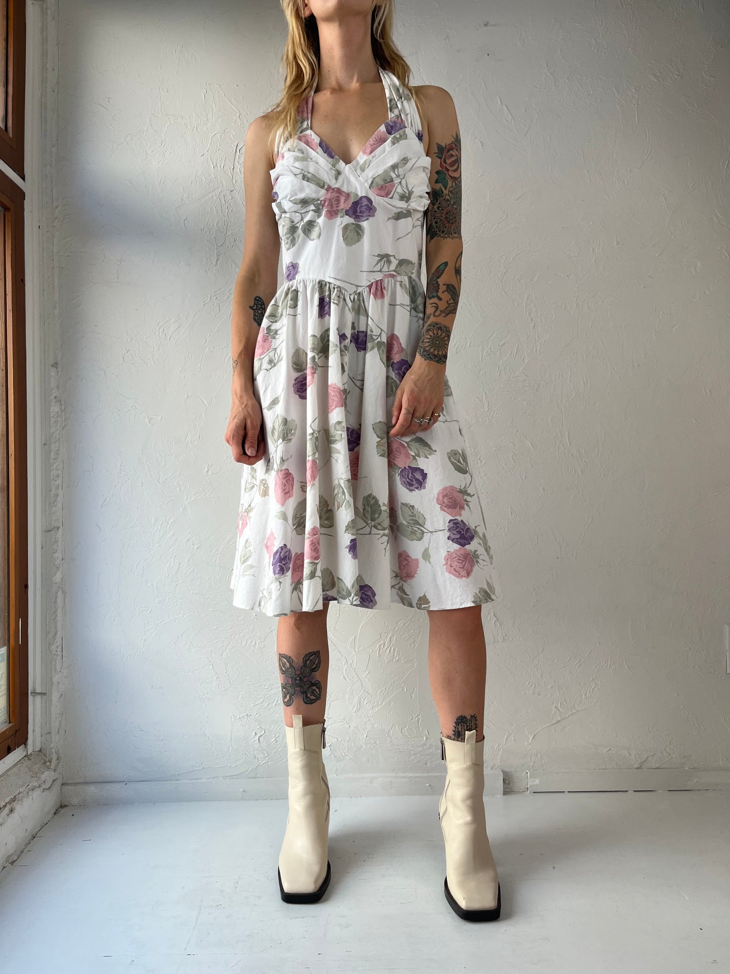 80s does 50s 'Memories' White Floral Halter Neck Circle Skirt Dress / Medium