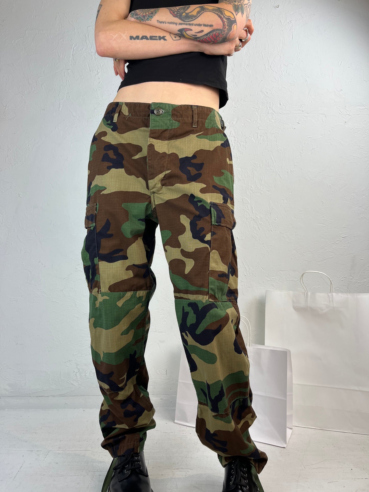 90s Y2K Authentic Army Green Camouflage Pants / Medium