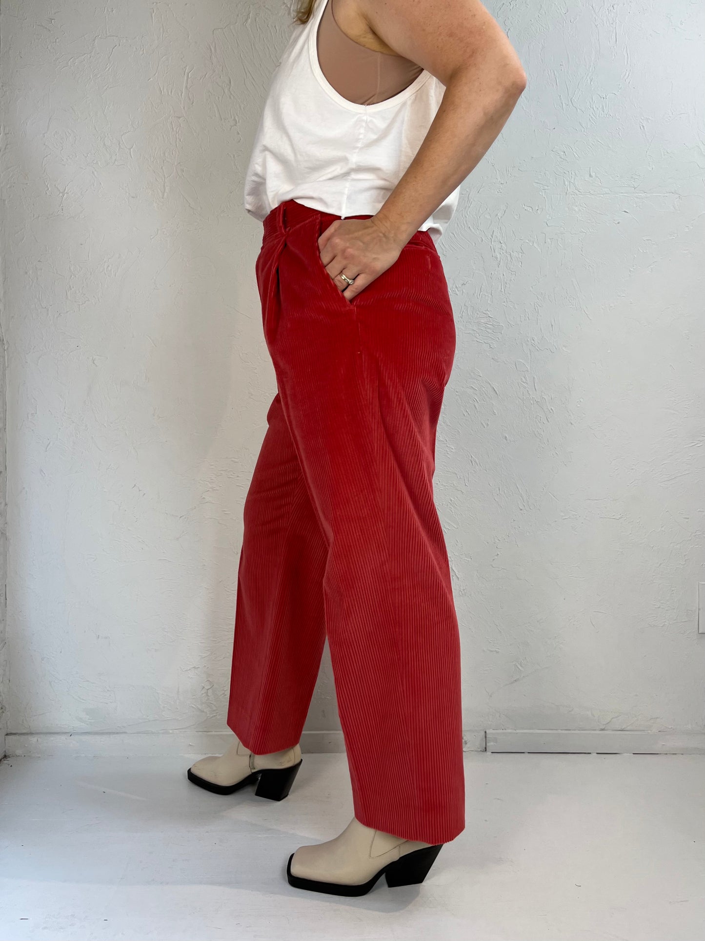 80s Red Corduroy Pants / Medium