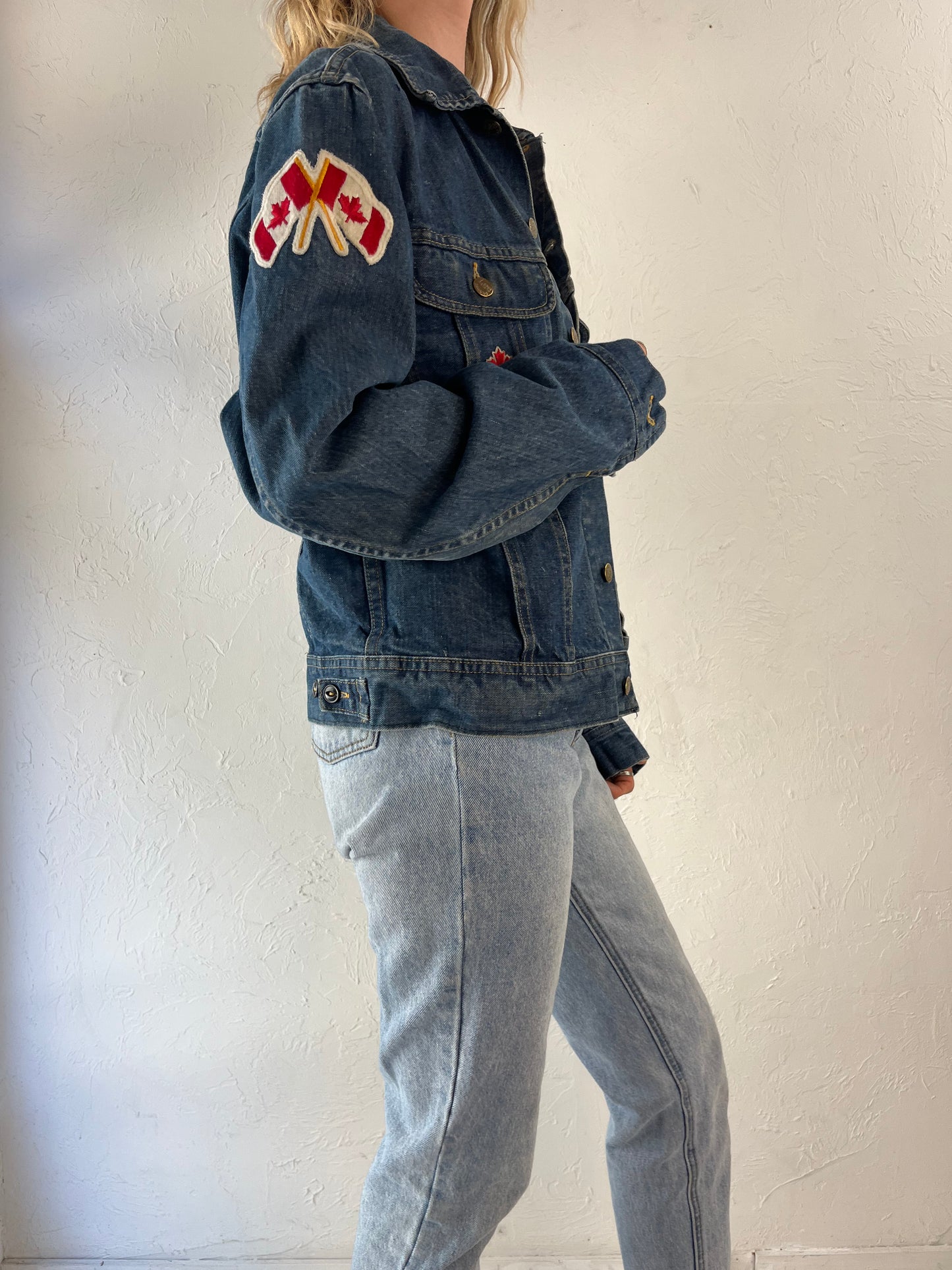 80s 'Lee' Denim Jacket w/ Canadian Patches / Medium